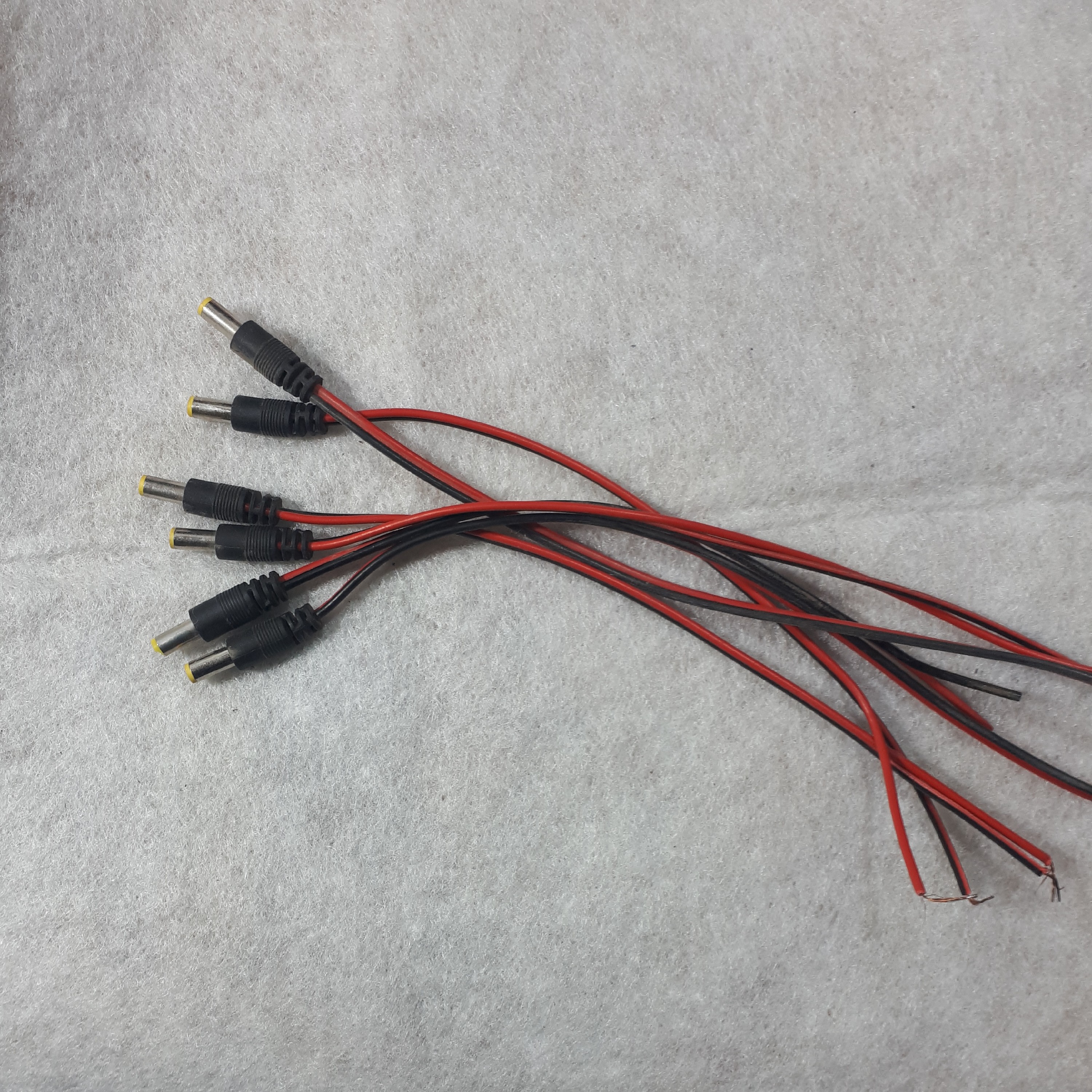 سرسیم نری تغذیه دوربین مداربسته