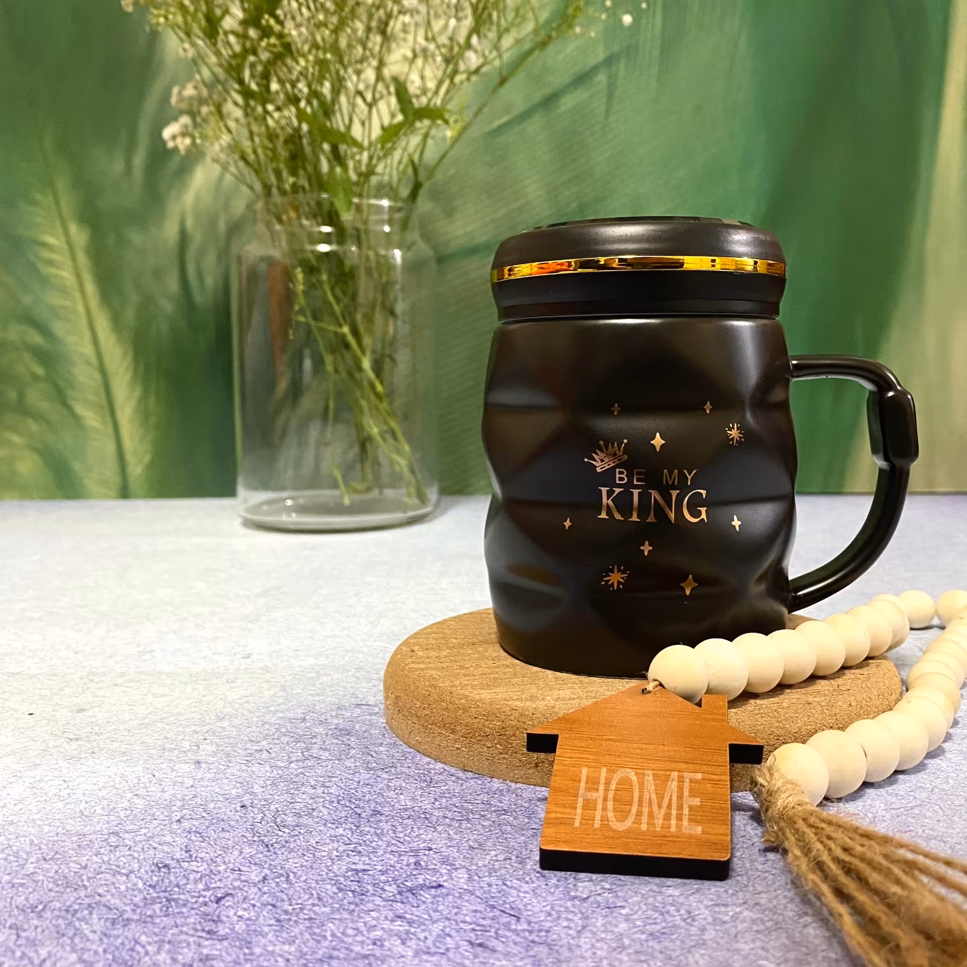 ماگ درب آینه ای طرح king رنگ مشکی