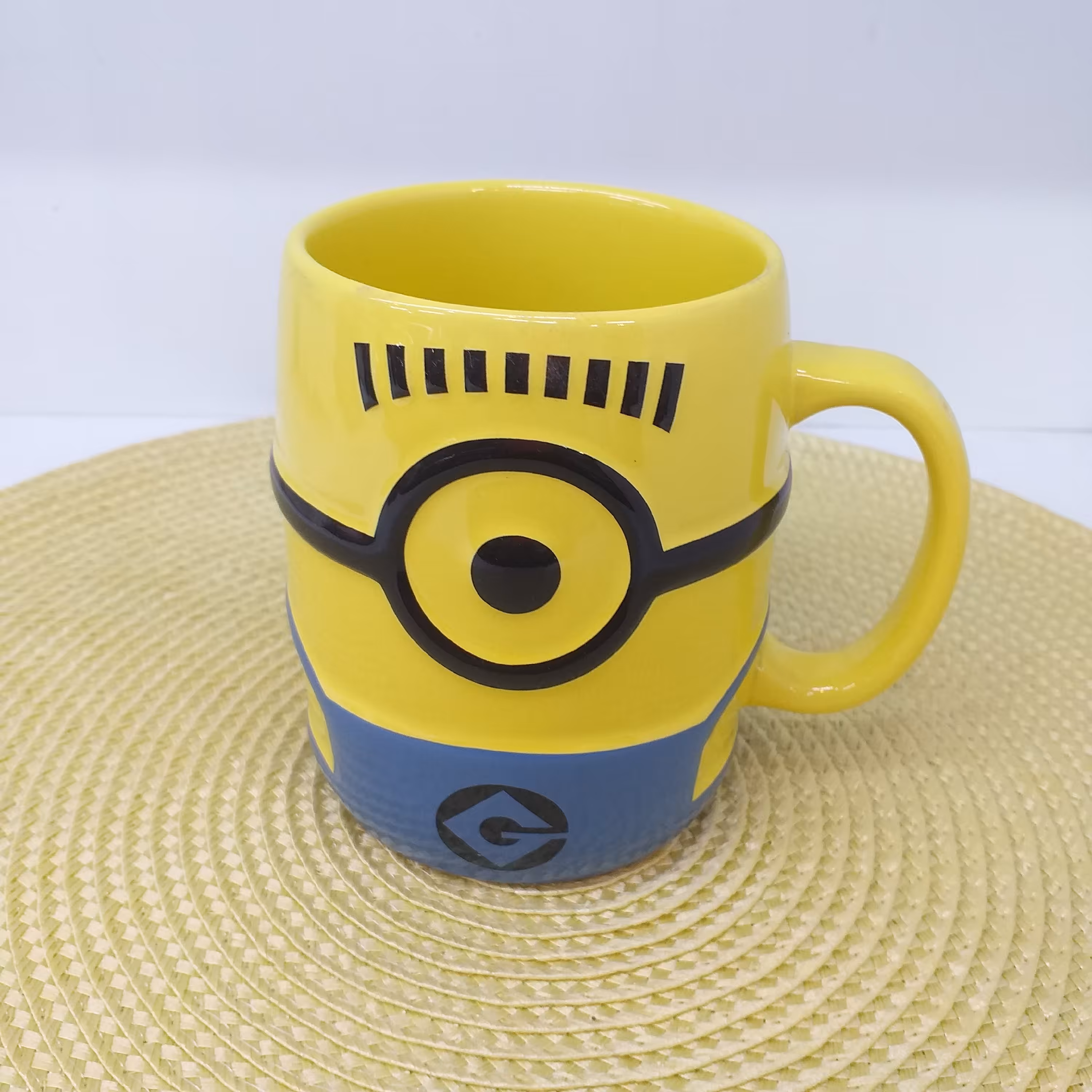 ماگ مینیون اصل دیزنی لند تایلند 