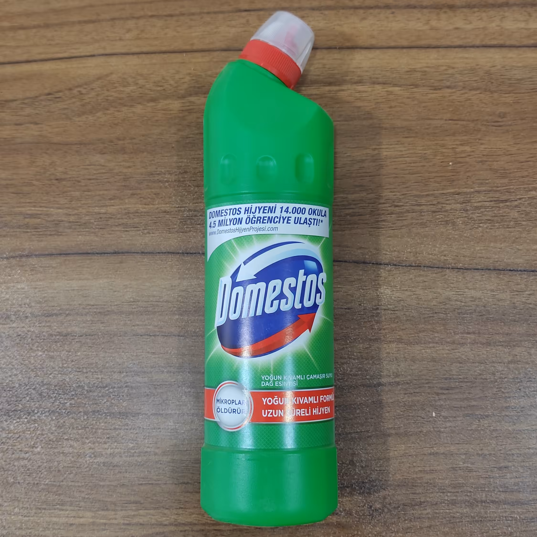 مایع سفید کننده غلیظ سطوح دامستوس مدل Mountain Breeze حجم 750 میل

