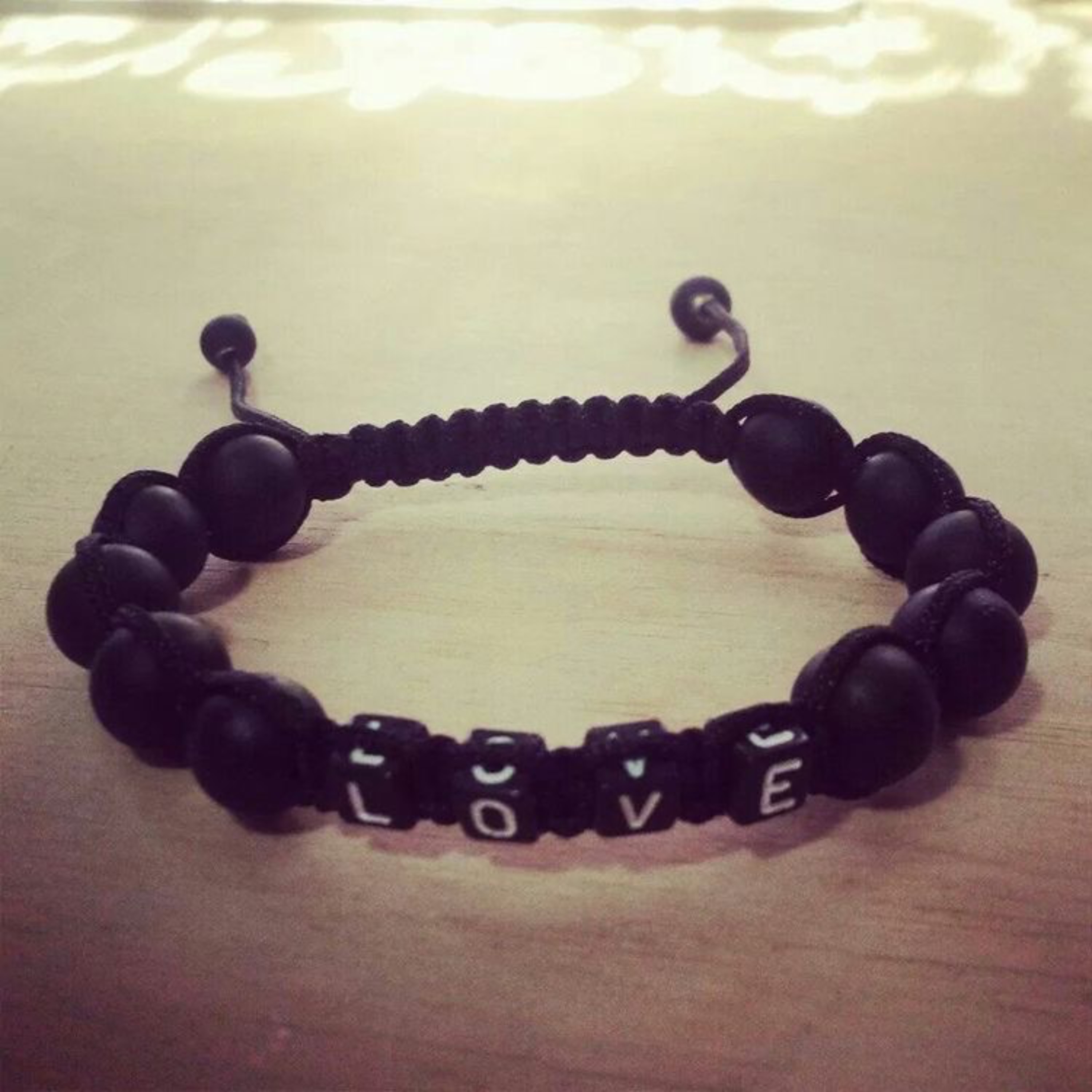 ولنتاین دستبند لاو  هدیه ای خاص