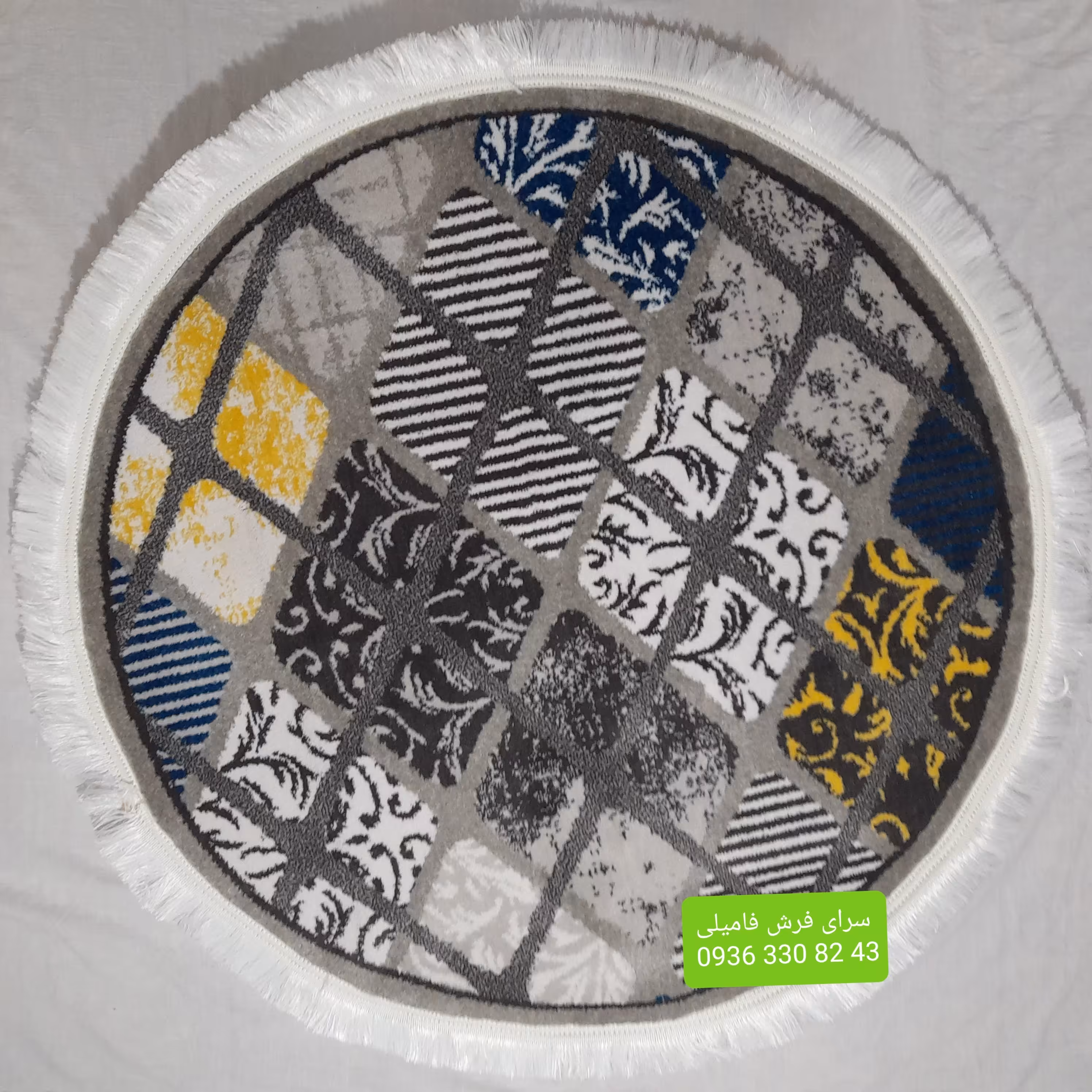 فرش وینتیج فانتزی کد 210 گرد قطر 1/5×1/5 رنگ طوسی