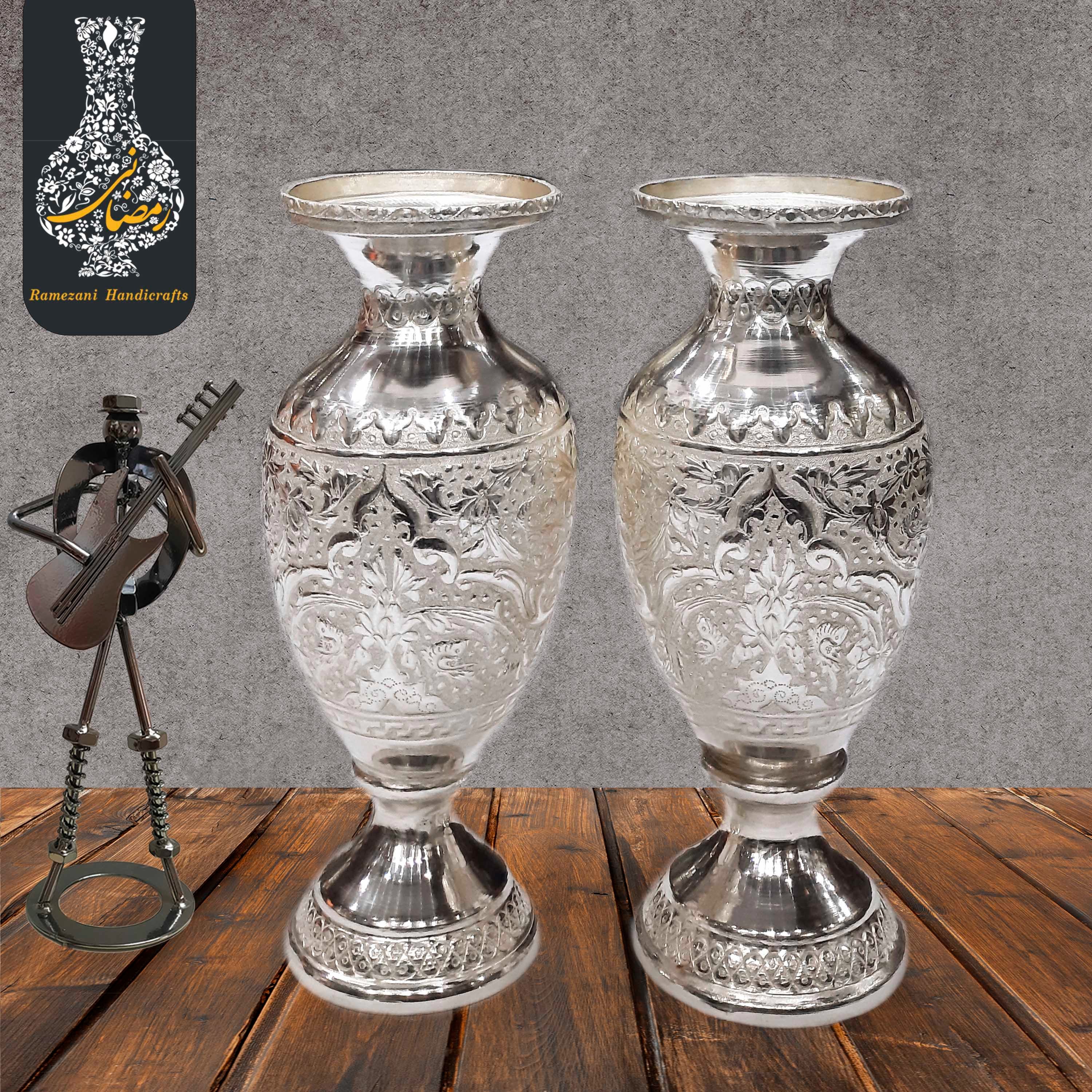 گلدان کوچک قلمزنی گل و مرغ اعلاء سفید طرح نقره