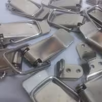 چفت درب دستگاه جوجه کشی