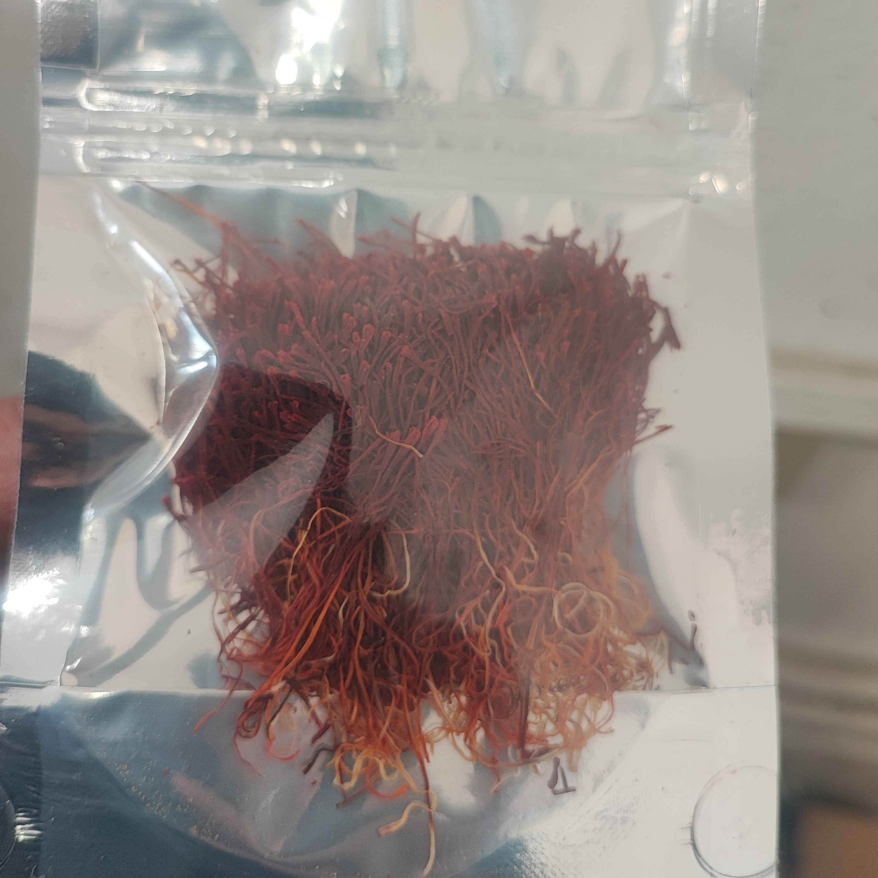 زعفران دختر پیچ 