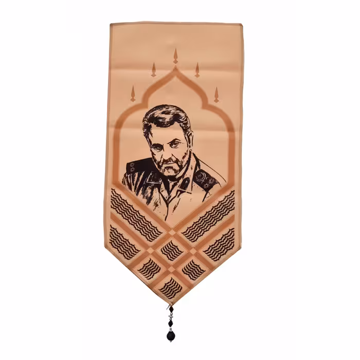 201282-بیرق مخمل خانگی 25در70 شهدا طرح شهید سلیمانی (مناسب برای بسیج و راهپیمایی ها ) 