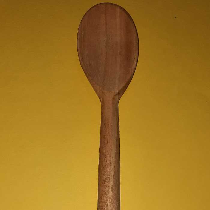 قاشق چوبی قابل شستشو برای پخت و پز و داخل سالاد و ...عالی و کاربردیه