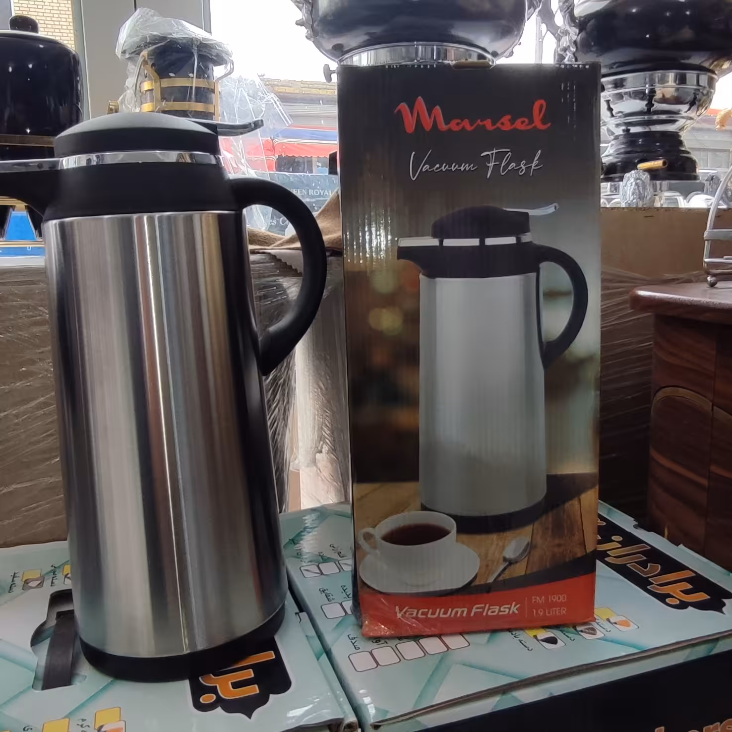 فلاکس داخل شیشه 