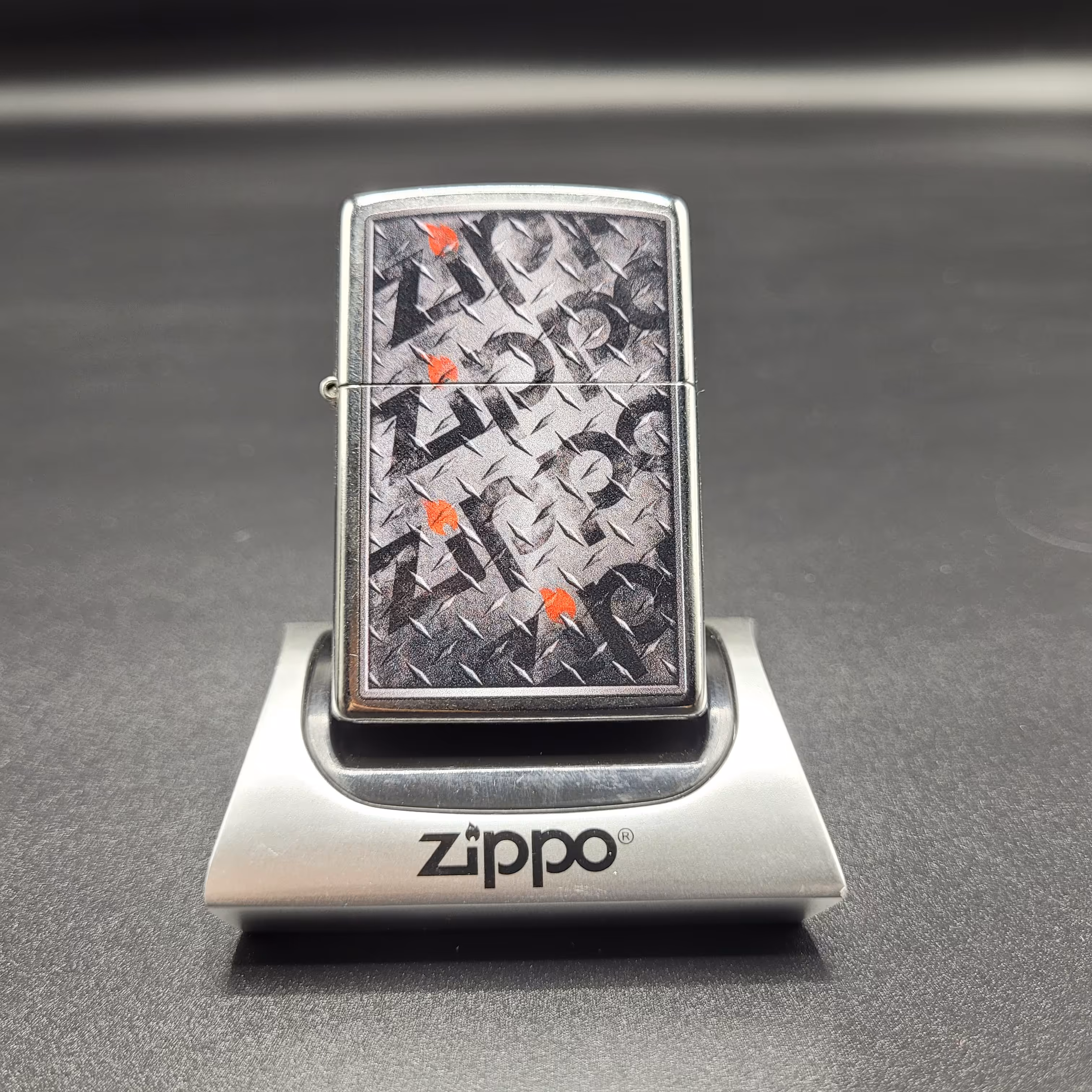 فندک زیپو اورجینال 29838 DIAMOND PLATE ZIPPOS