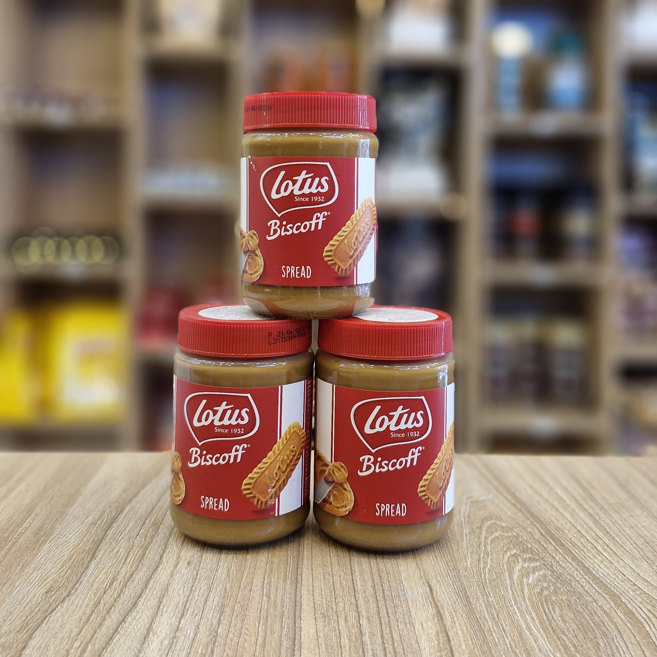 کرم بیسکوئیت لوتوس وزن 400 گرم کشور تولید کننده  بلژیک