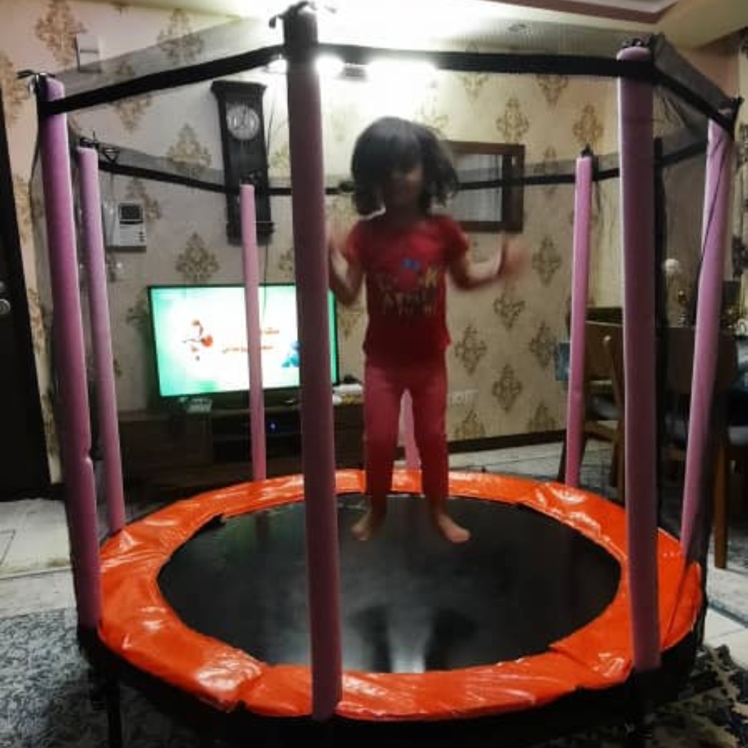 ترامپولین حفاظ دار سایز 150 سانت رنگ مشکی(پس کرایه)