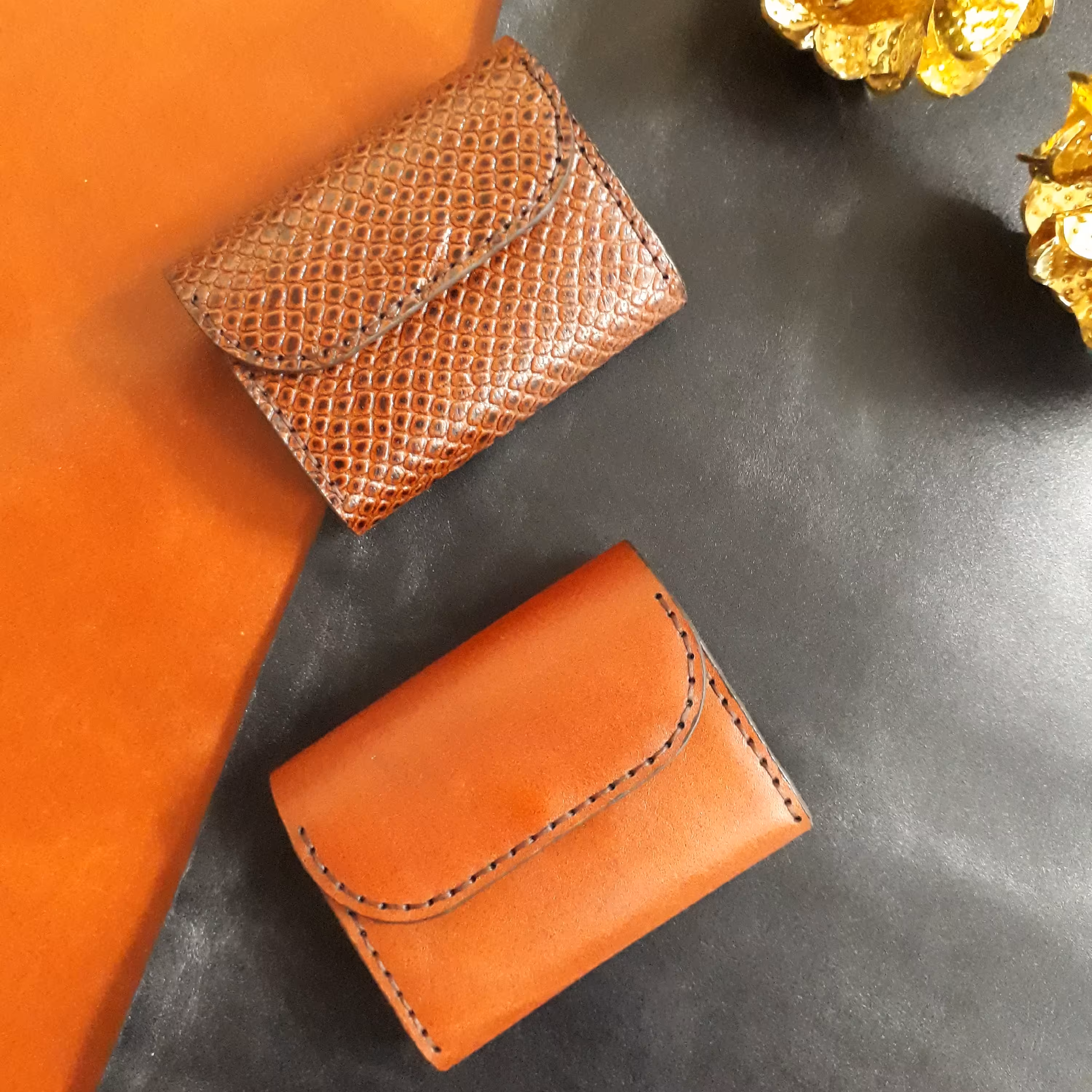 جاکارتی آکاردئونی دستدوز چرم طبیعی