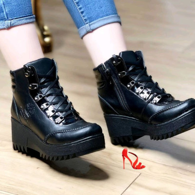 نیمبوت لژدار