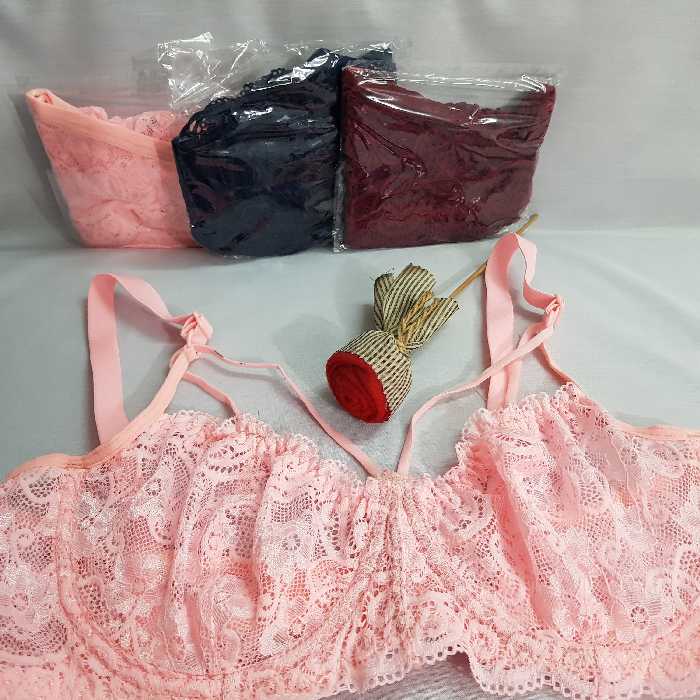 لباس زیر زنانه سوتین هارنس فنر دار دارای رنگ بندی زرشکی صورتی سرمه ای و سایز بندی 70    75   80  85 90