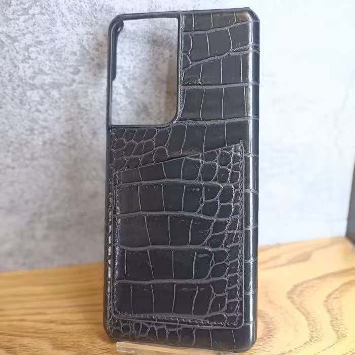 گارد(قاب)گوشی s21 ultra مدل چرمی جاکارتی دار رنگ مشکی  samsung s21 ultra