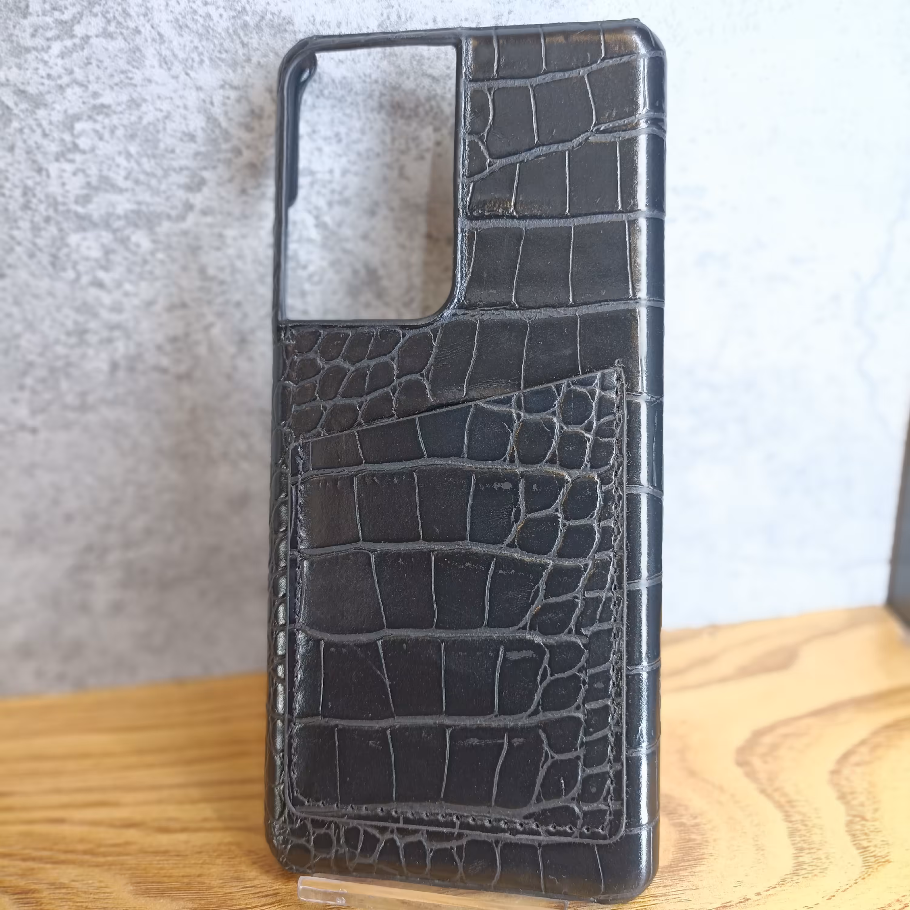 گارد(قاب)گوشی s21 ultra مدل چرمی جاکارتی دار رنگ مشکی  samsung s21 ultra