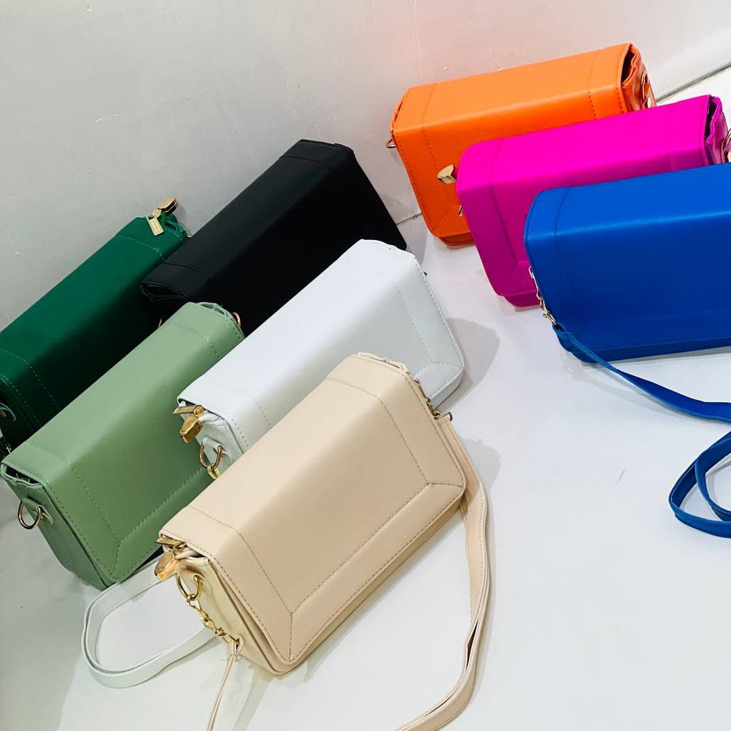 کیف زنانه دوشی مدل مکعبی جعبه ای بند دار شیک و مجلسی