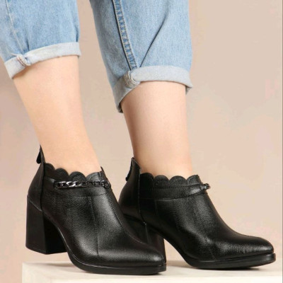 نیم بوت شیک