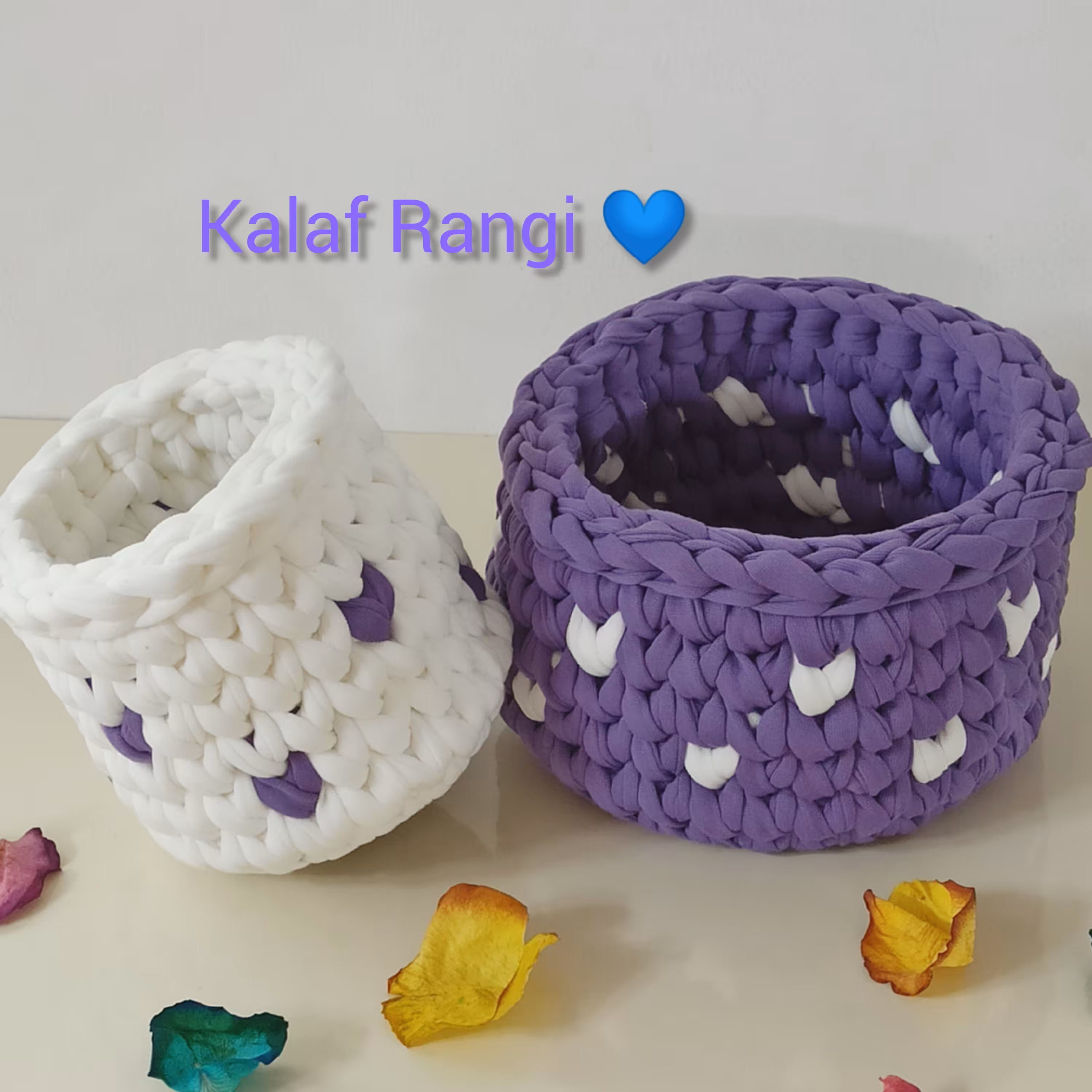 ست شیک و جذاب _ مناسب میز آرایشی _ نظم دهنده عالی _ سبدها ی تریکویی