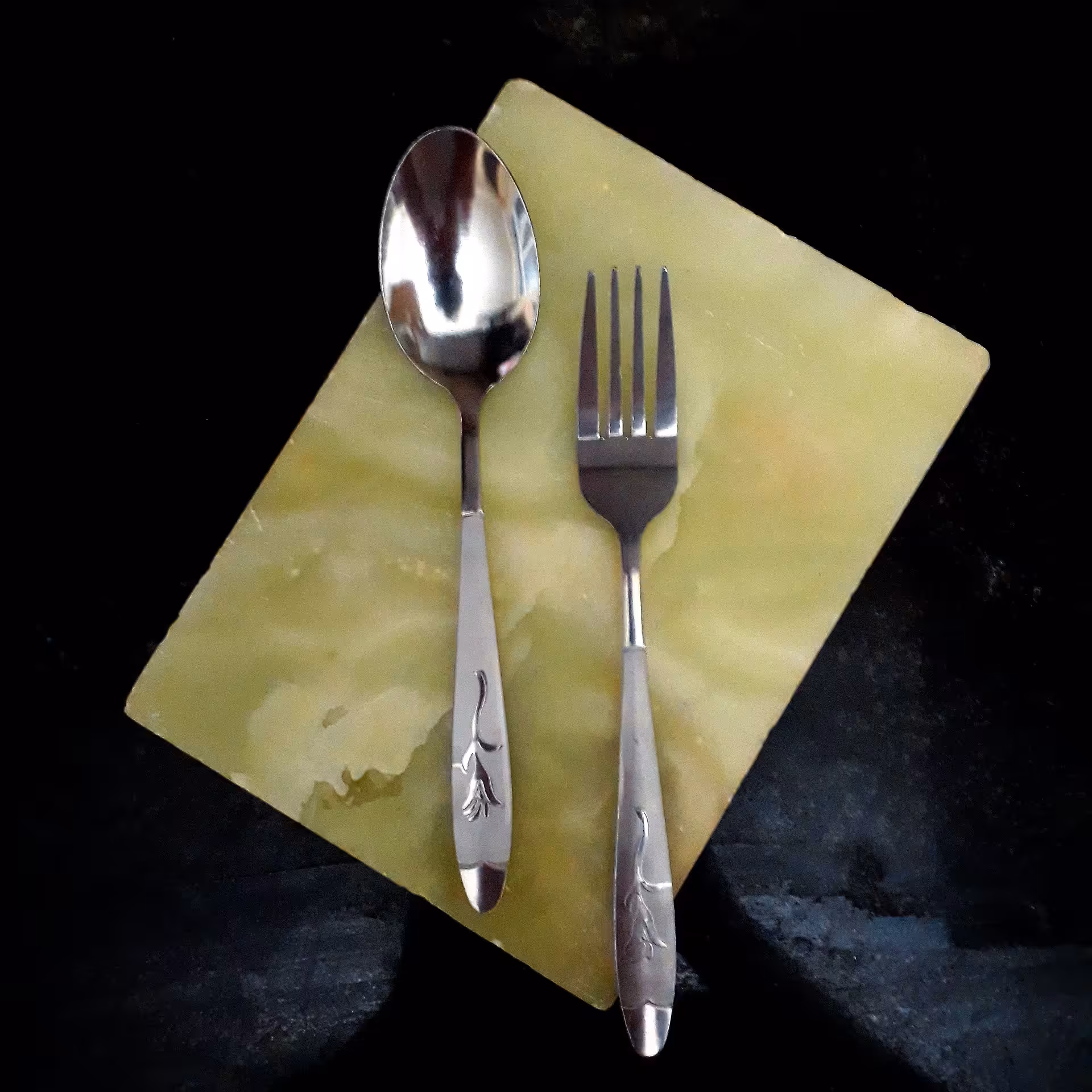 قاشق و چنگال طرح 4