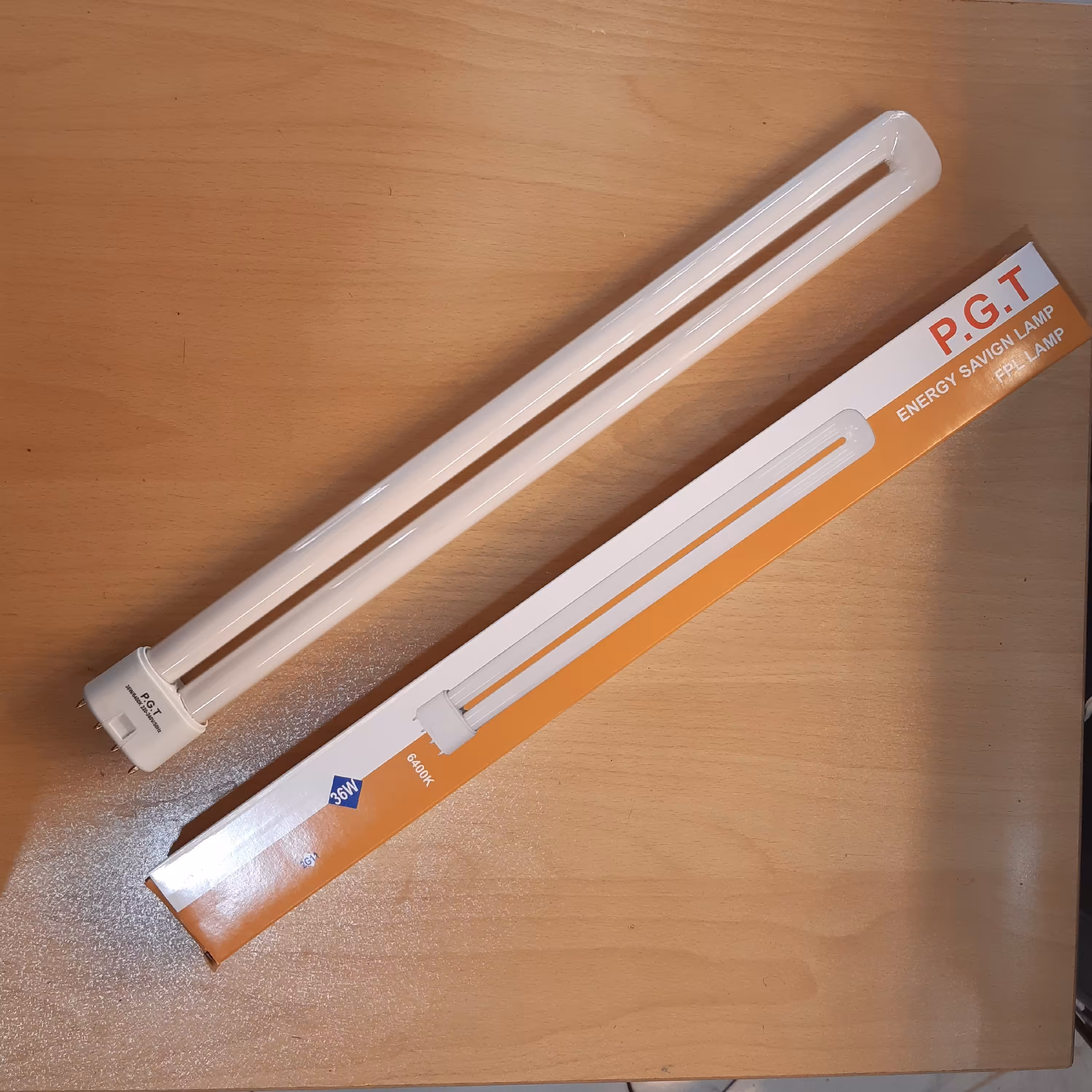 لامپ اف پی ال 36وات P. G. T مهتابی