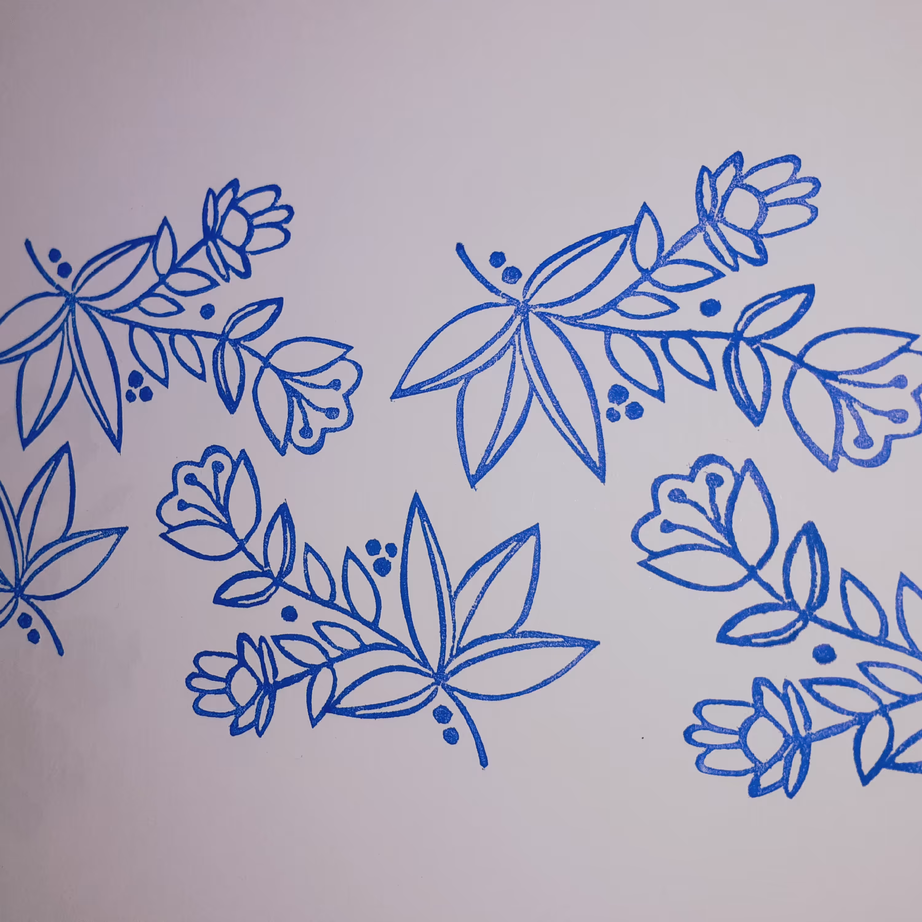 مهر دستساز لینو طرح شاخه ی گل مناسب چاپ کاغذ