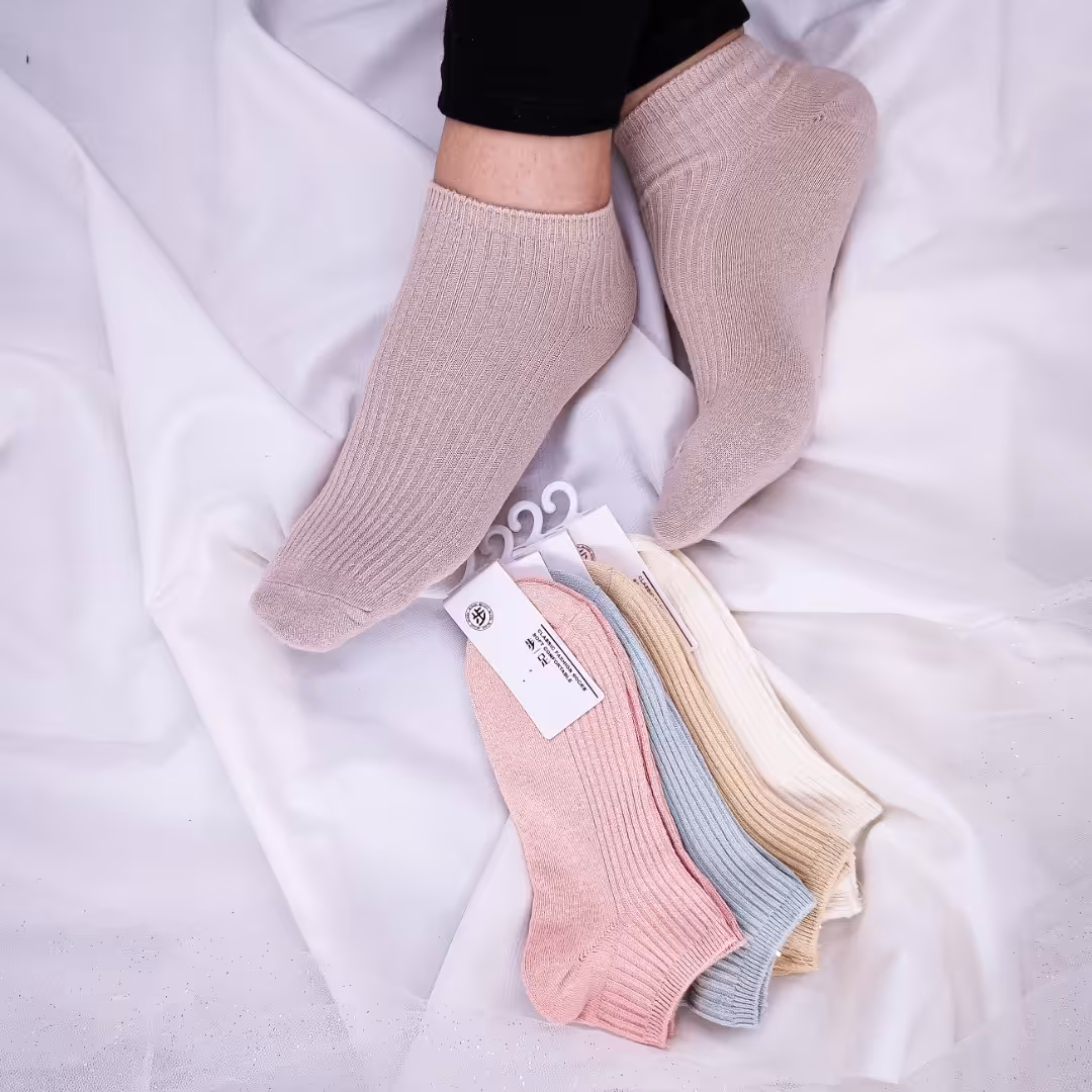 جوراب نخی مچی