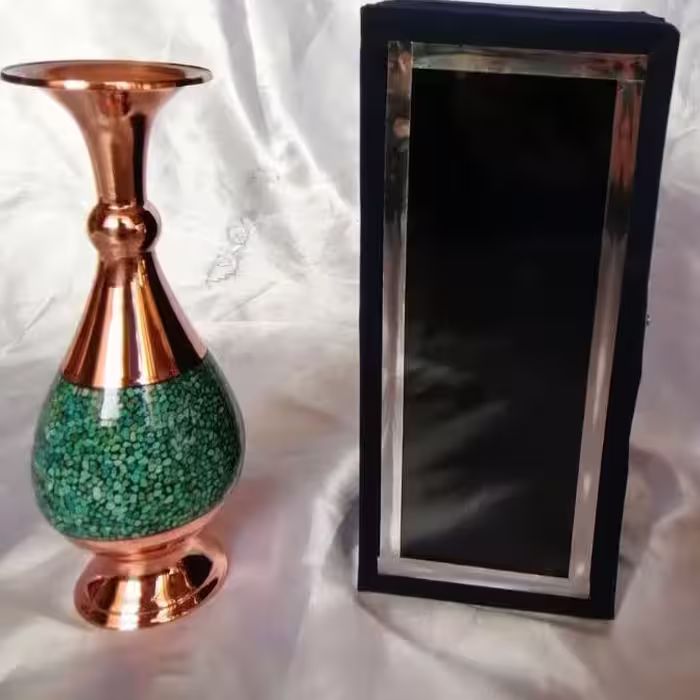 گلدان مس فیروزه کوبی 20 با جعبه (پس کرایه)