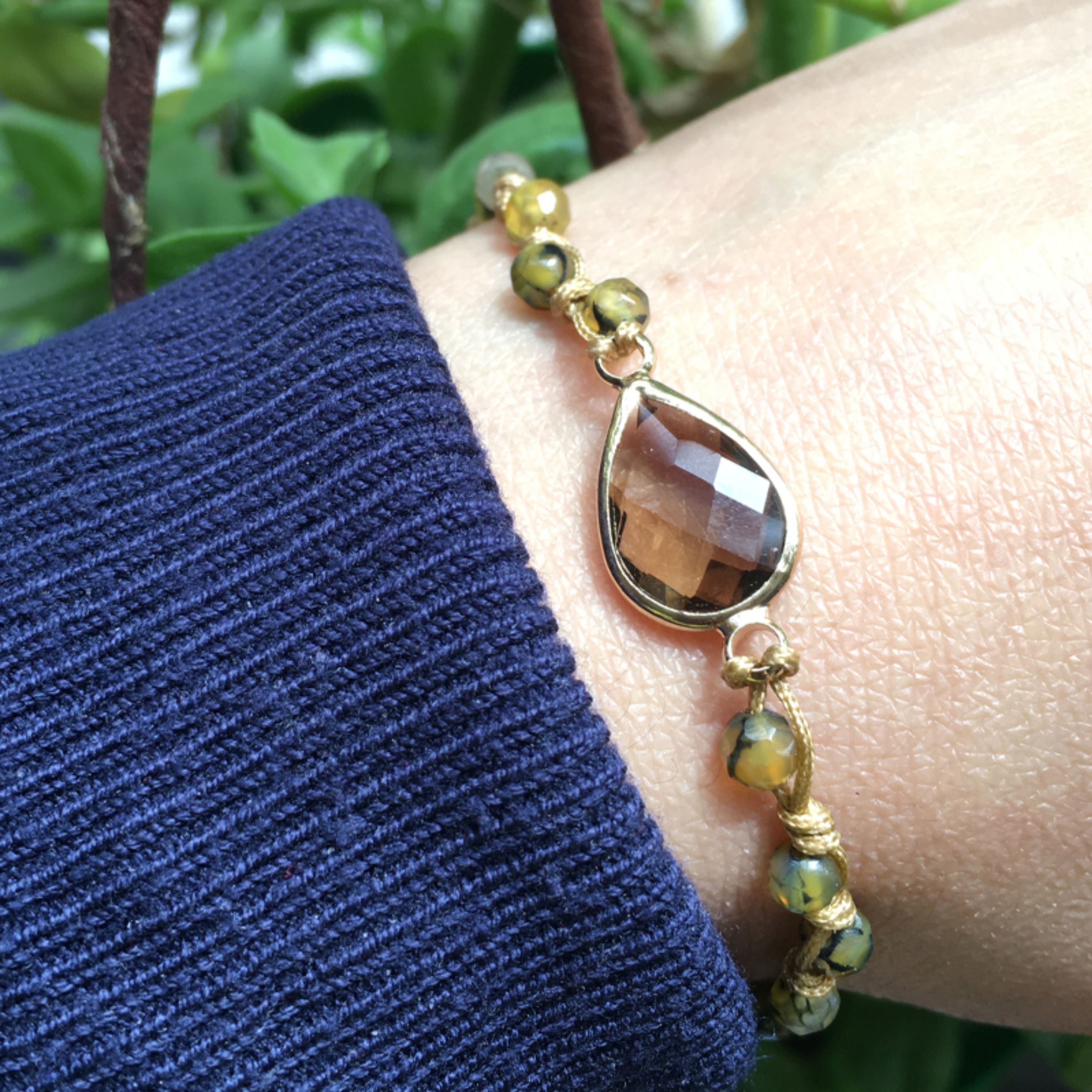 دستبند مدل شهریور تلفیقی از سنگ های عقیق منظره