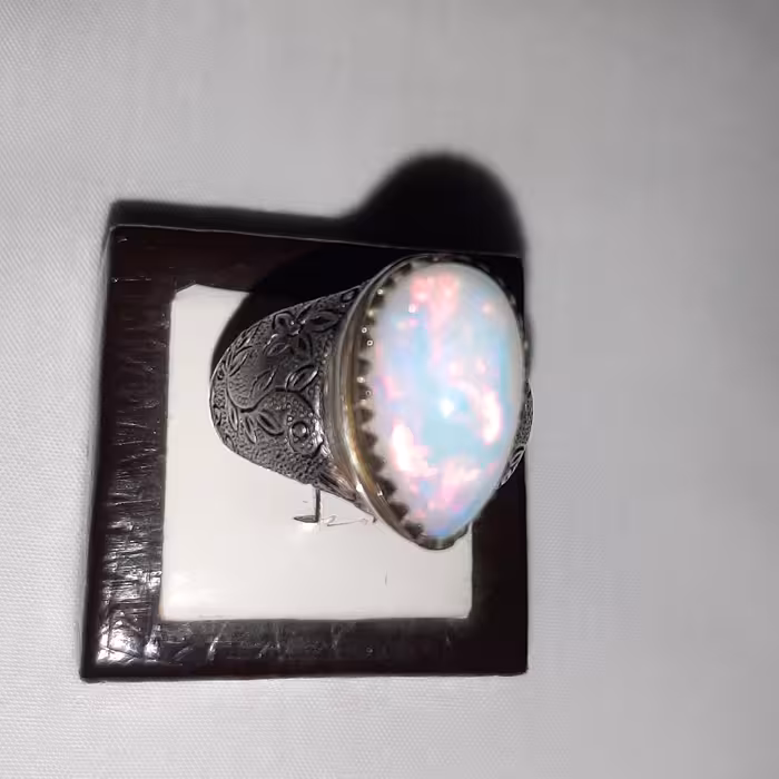 انگشتر اوپال پرتلالو