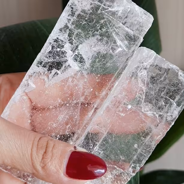 دلنمک جهرم کریستال درشت 1کیلوخلوص 99درصددارای کلسیم بالاطبع گرم