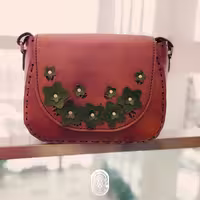 کیف چرمی زنانه دست دوز آلا  مدل بهار 
