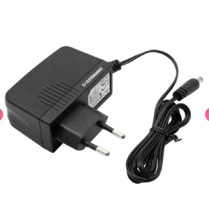 آداپتور 12 ولت 2 آمپر دیواری 12V-2A مارک OEM

