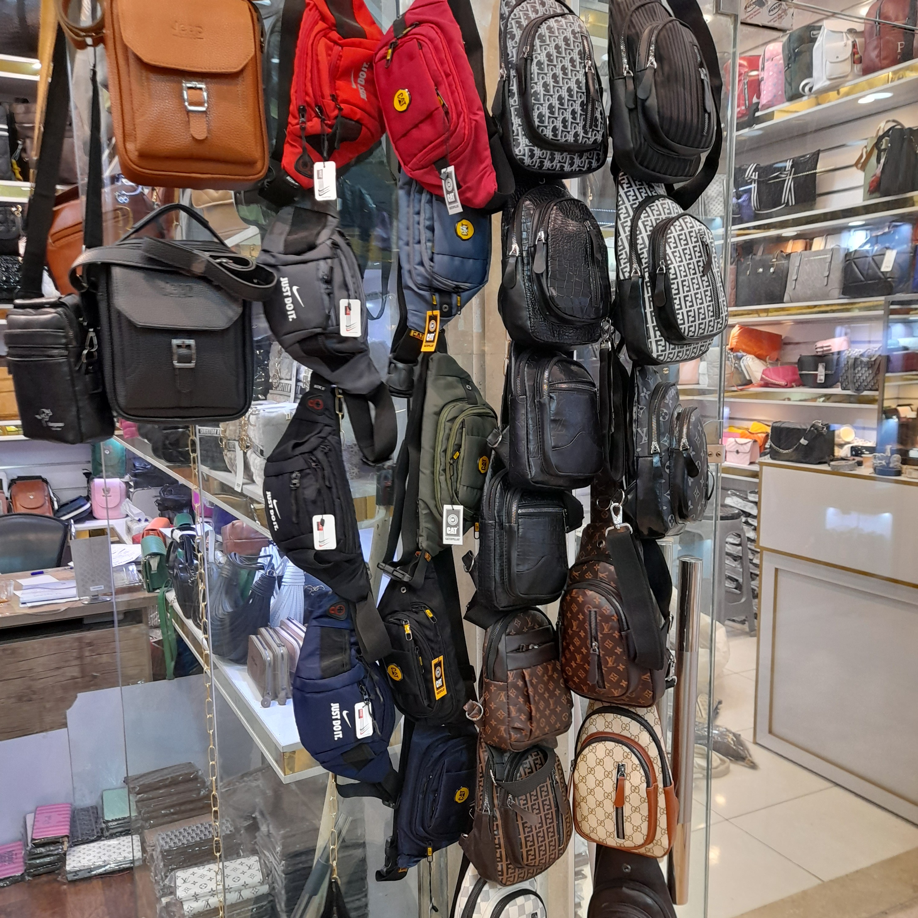 کیف بادی بگ چرم سه خانه دخترونه پسرونه تک و عمده