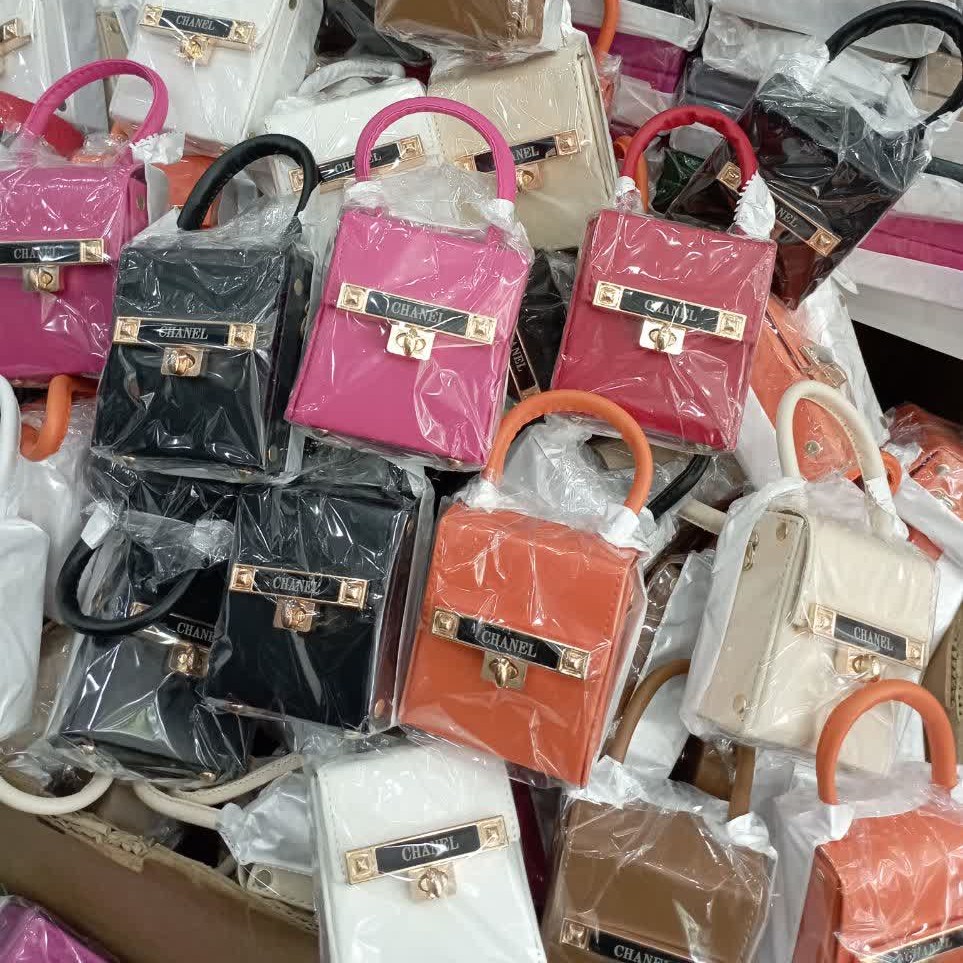 کیف دوستی و دوشی