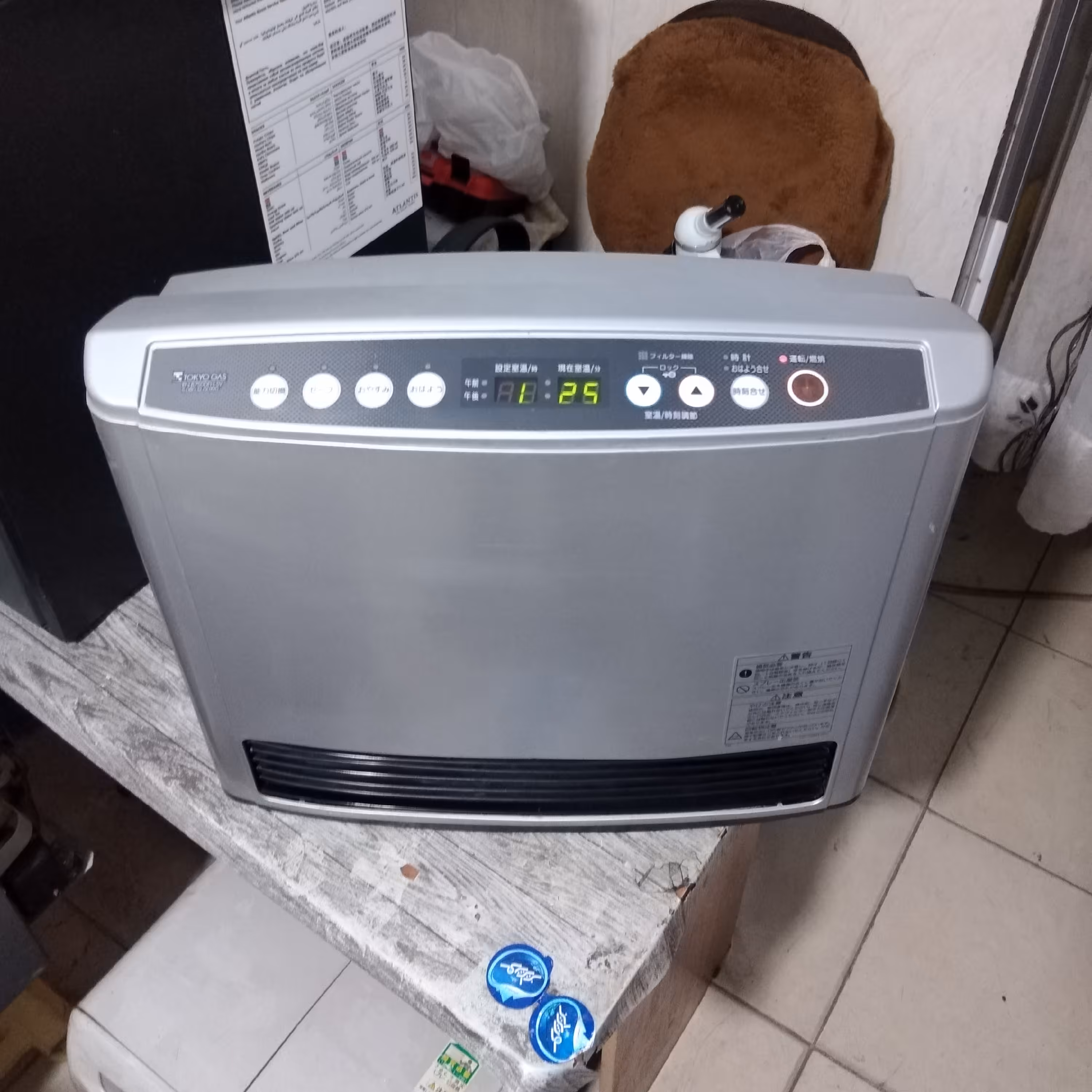 بخاری گازی برقی 5800کالری در حد جهاز بدون نیاز به دودکش و نصب 