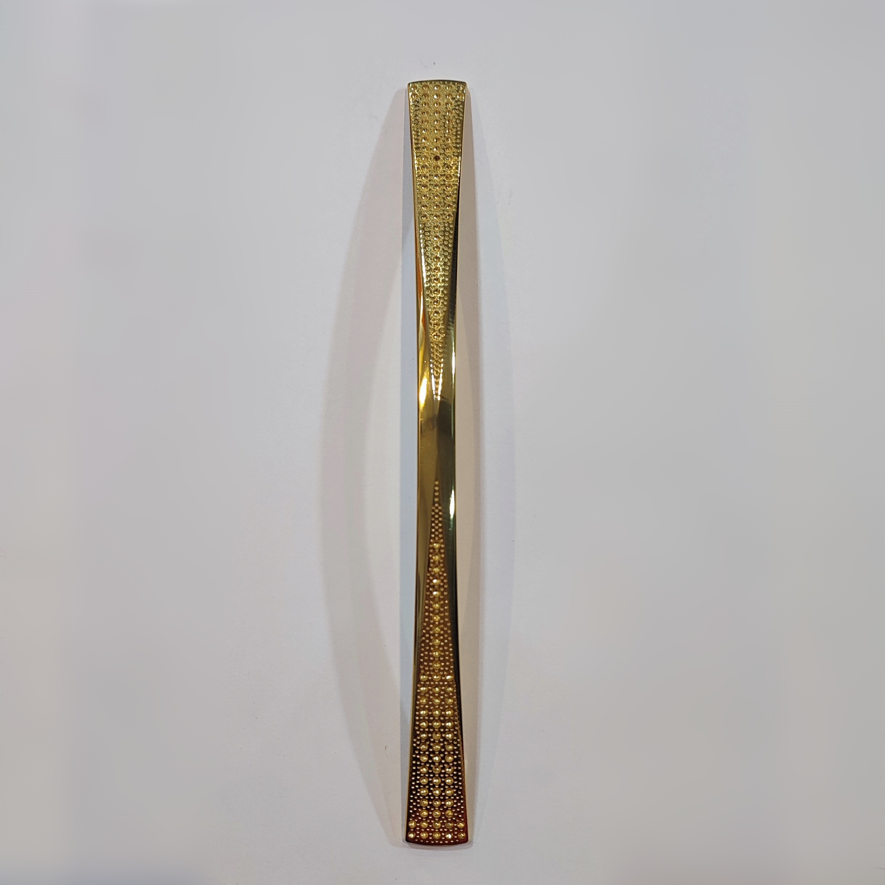 دستگیره کابینت طلایی نگین دار سایز 19.2cm برند بهسازان