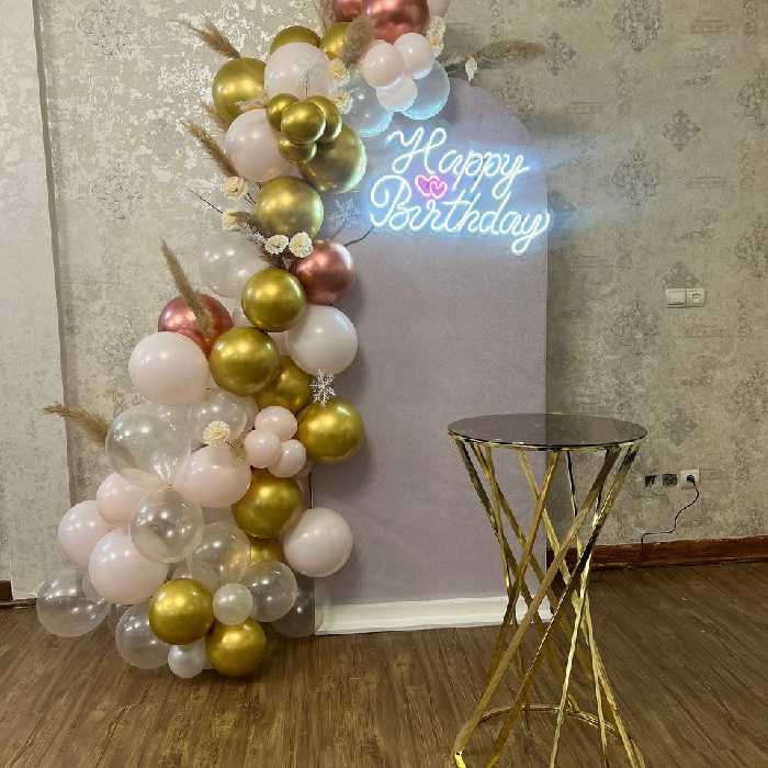 استند و بک گراند هلالی چوبی (پس کرایه)