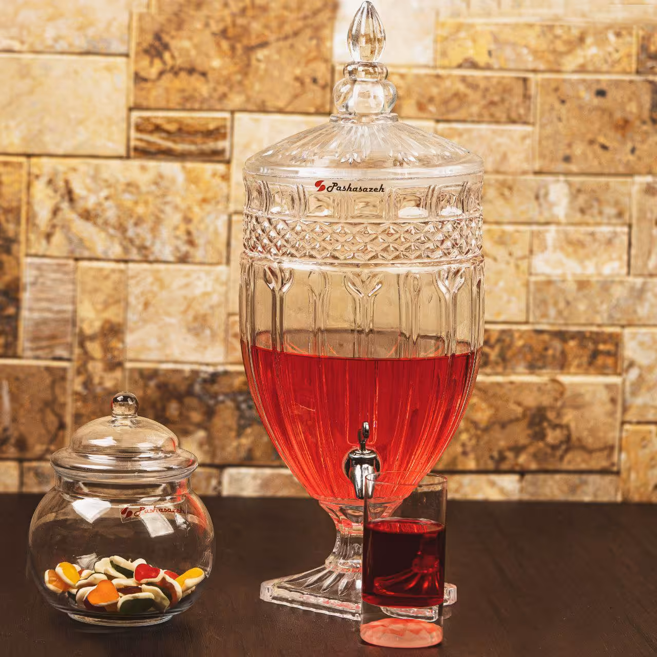 کلمن شیشه ای 6 لیتری(هزینه ارسال به عهده مشتری میباشد)