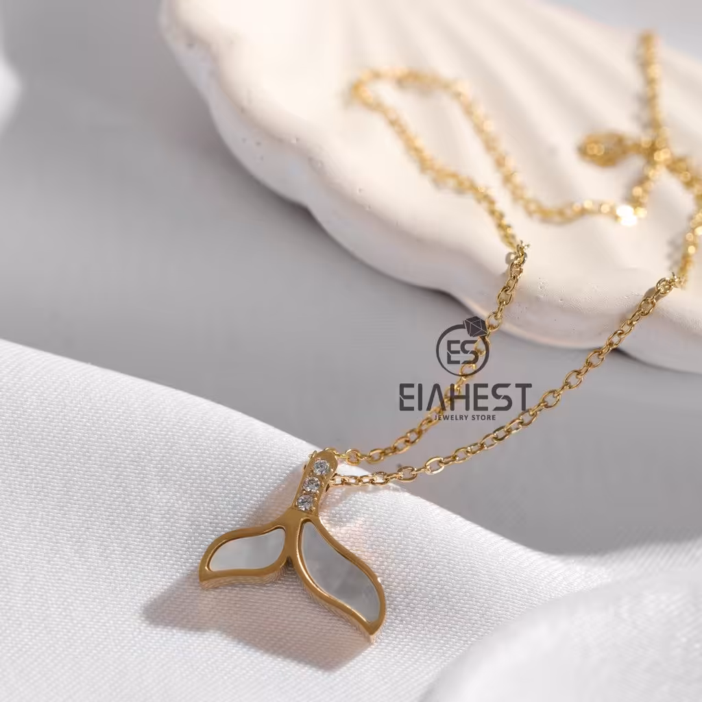 گردنبند دم وال