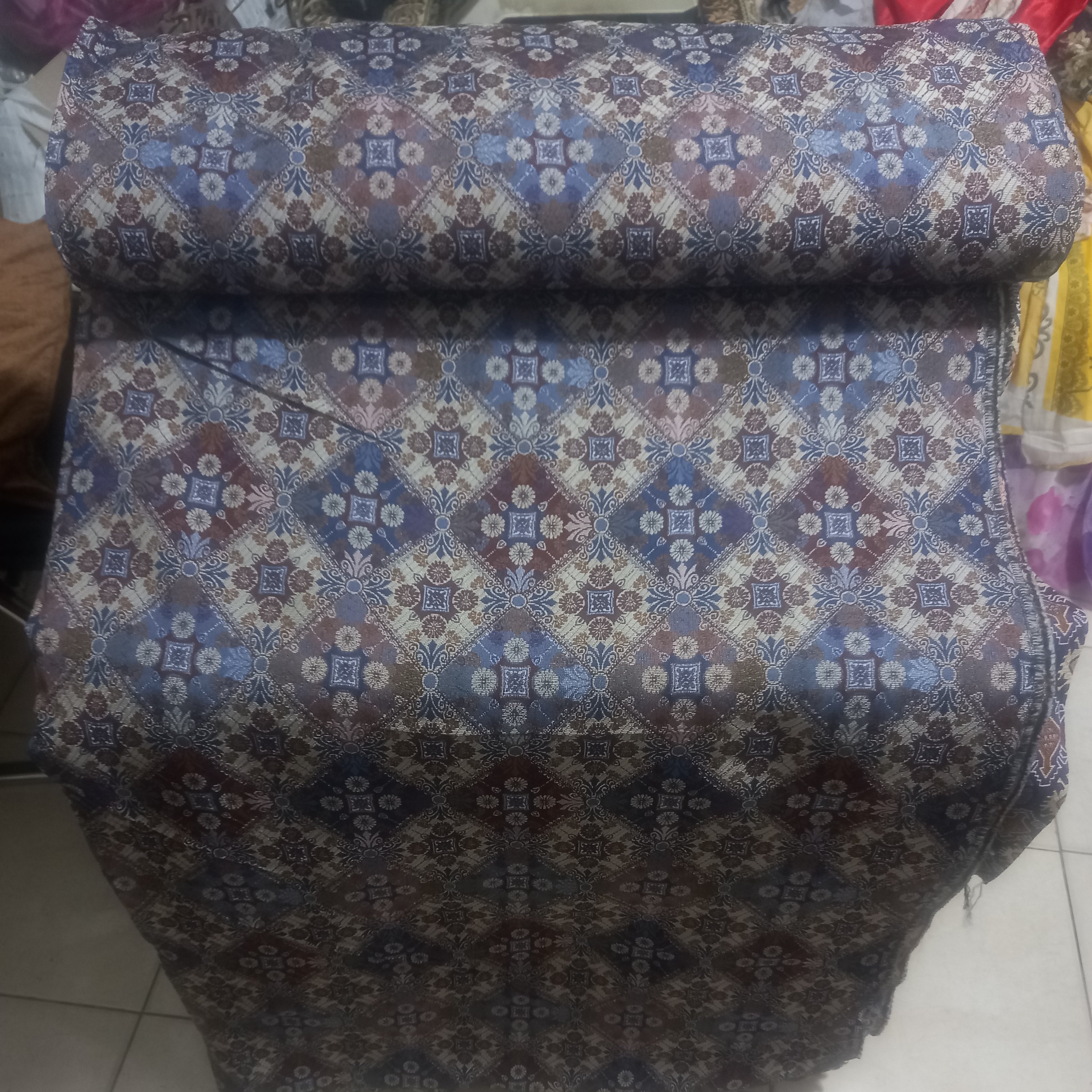 زیر سفره عرض 3 متر  طرح دار