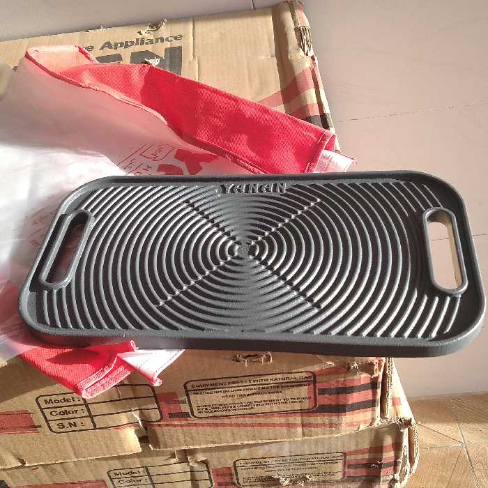 تخته برش گوشت و استیک پز دو طرفه است