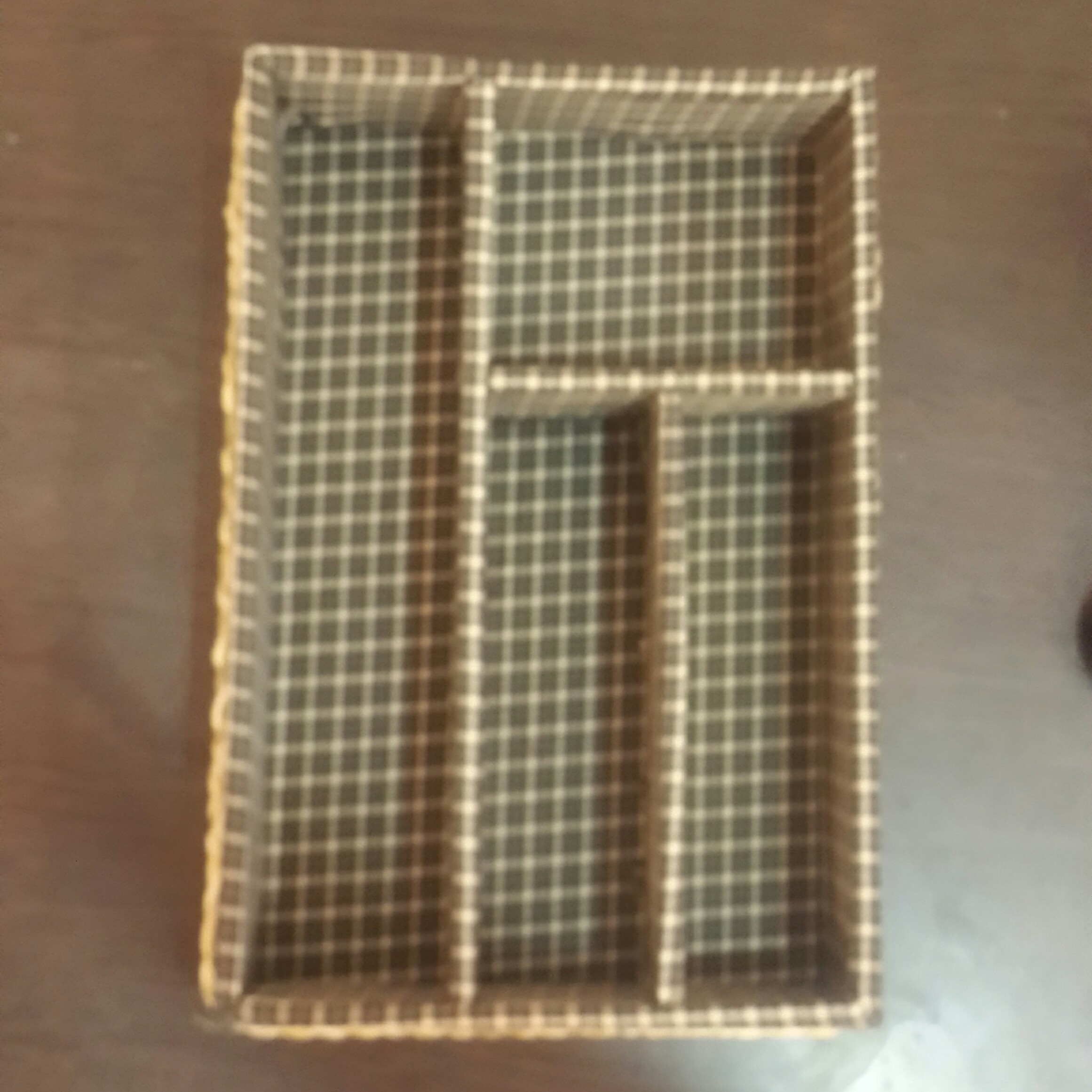 جا قاشقی حصیری تو کابینتی