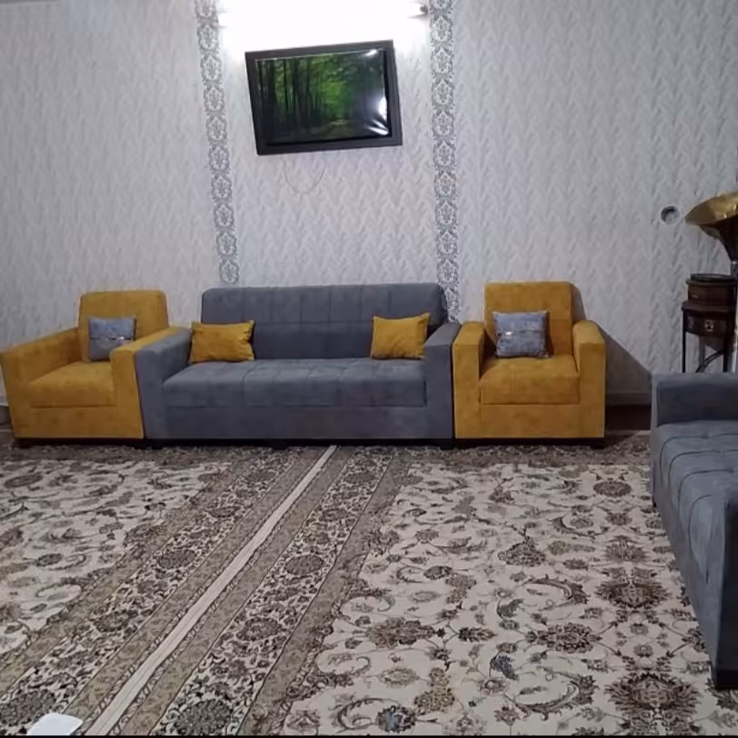 مبل مکعبی دورنگ(هزینه ارسال با مشتری)