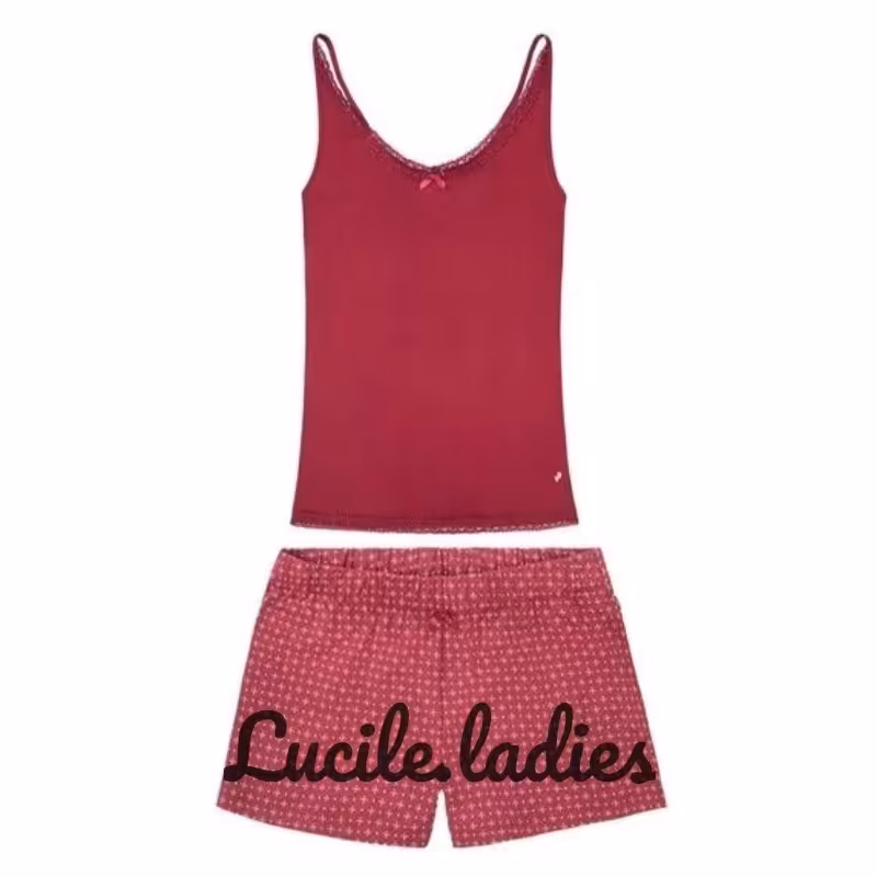 لباس راحتی تاپ شلوارک زنانه قرمز آلبالویی. برند اسمارا آلمان. موجود برای 36 تا 46