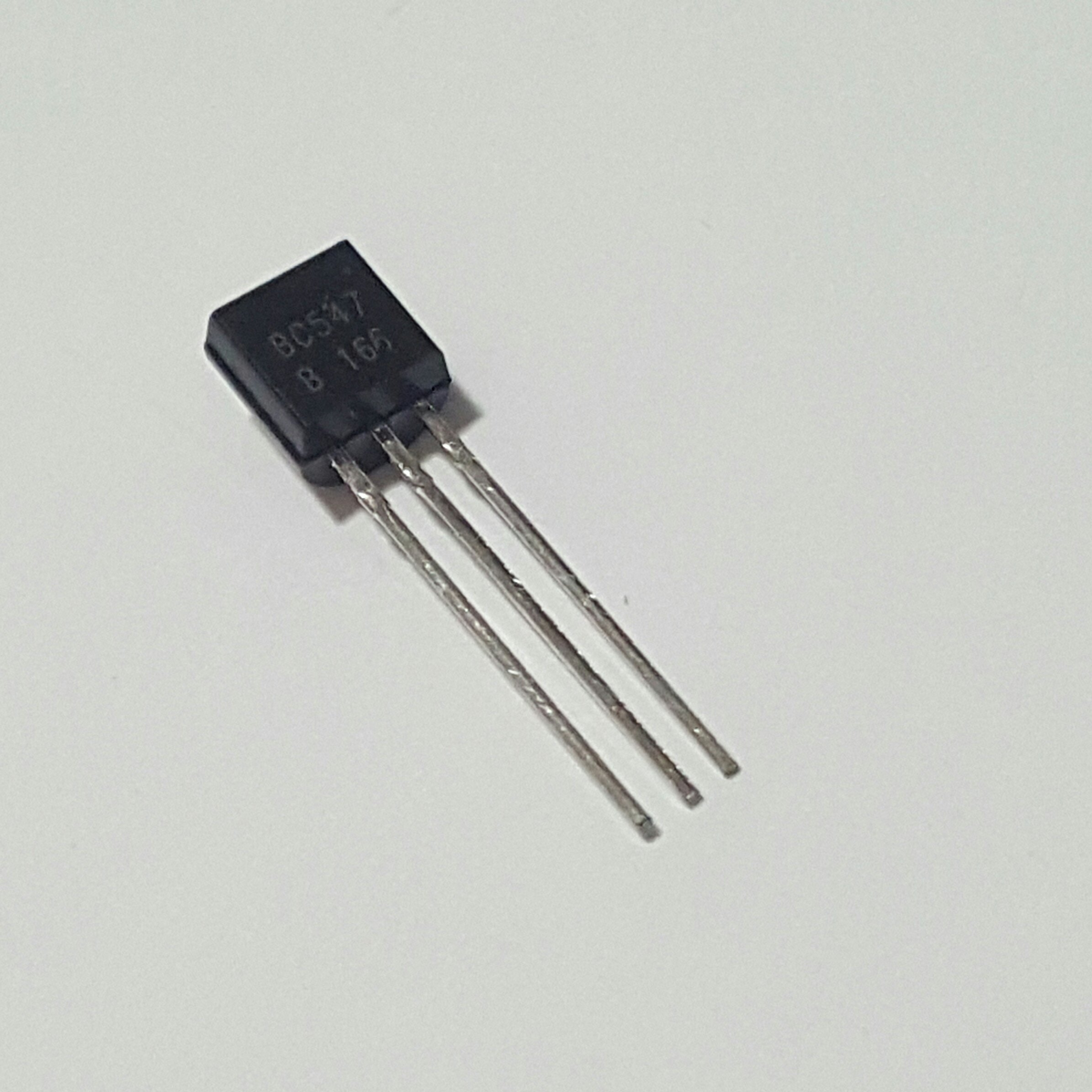 ترانزیستور BC547 بسته 10 عددی