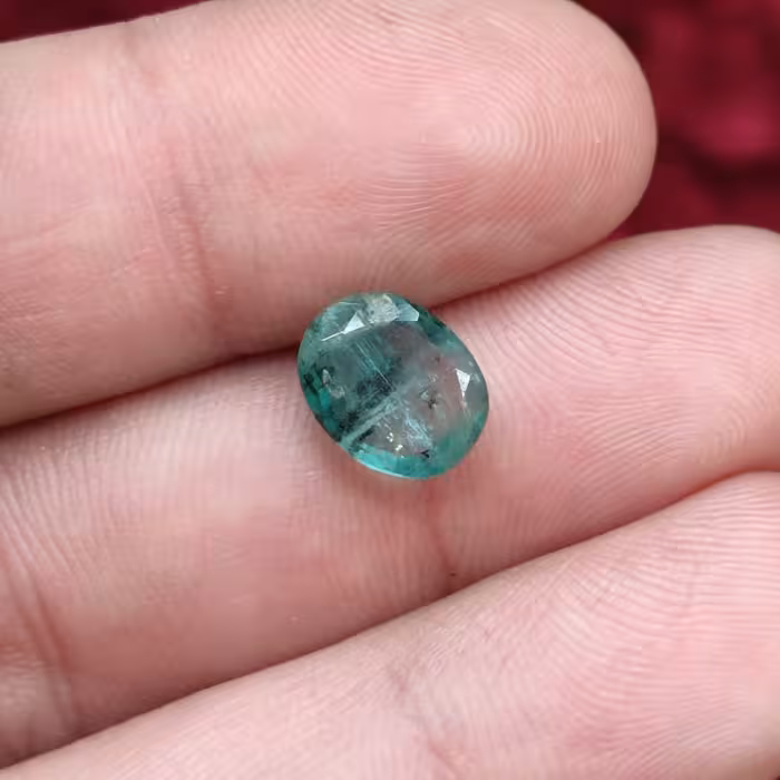 سنگ زمرد زامبیا اصلی و طبیعی تراش الماس خورده آماده انگشتر