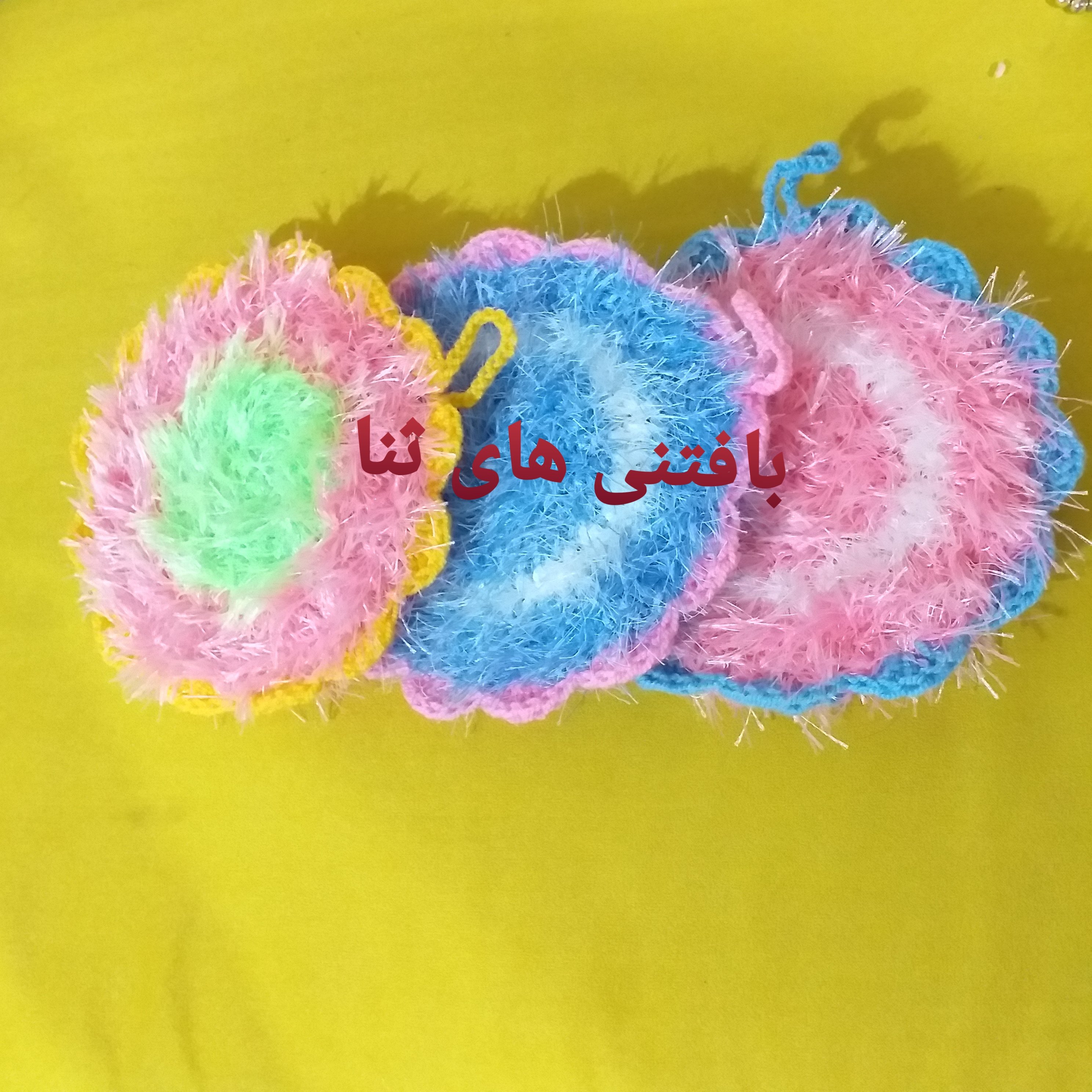 اسکاج خز دار نرم و لطیف طرح گل پک 5 عددی ،سایز بزرگ درغرفه بافتنی های ثنا