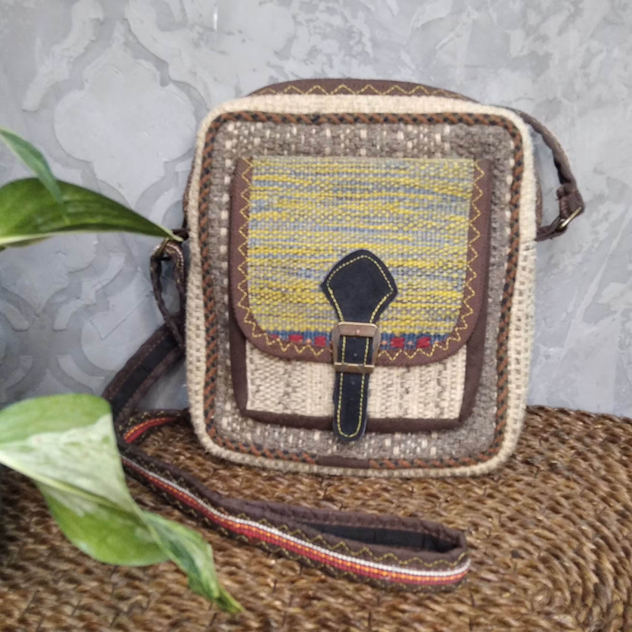 کیف تبلتی گلیمی خودرنگ 3