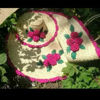 بافت حصیری زیبا و خوشرنگ .سفارشی وپرطرفدار طرح گل رز.با گلهای حصیری زیبا. سفارش عمده پذیرفته میشود (پس کرایه)